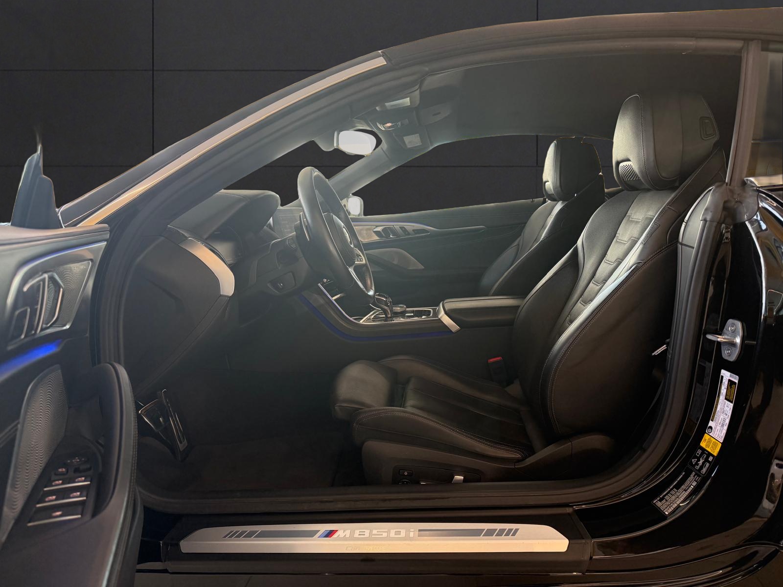 BMW M850i xDrive Steptronic-image-10