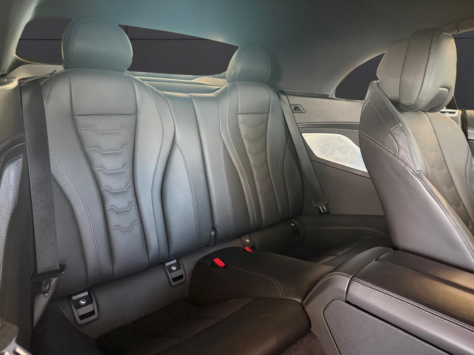 BMW M850i xDrive Steptronic-image-18