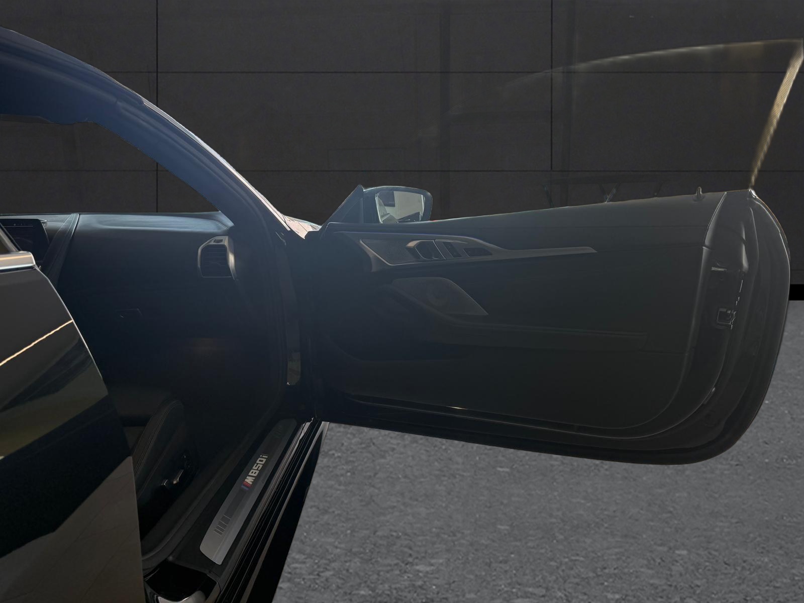 BMW M850i xDrive Steptronic-image-16