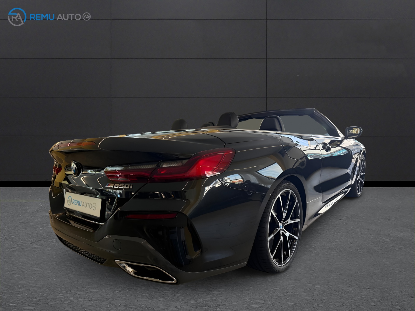 BMW M850i xDrive Steptronic-showroom-element-2