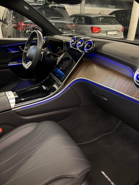 MERCEDES-BENZ GLC 400 e AMG Line 4matic-image-3