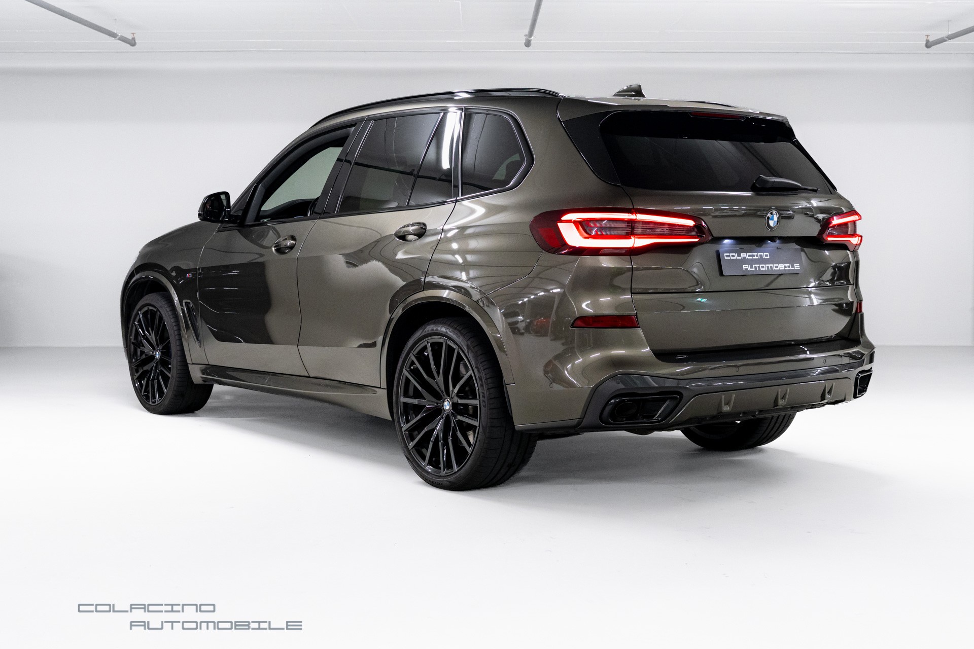 BMW X5 xDrive 48V 40d M Sport Steptronic-showroom-element-3