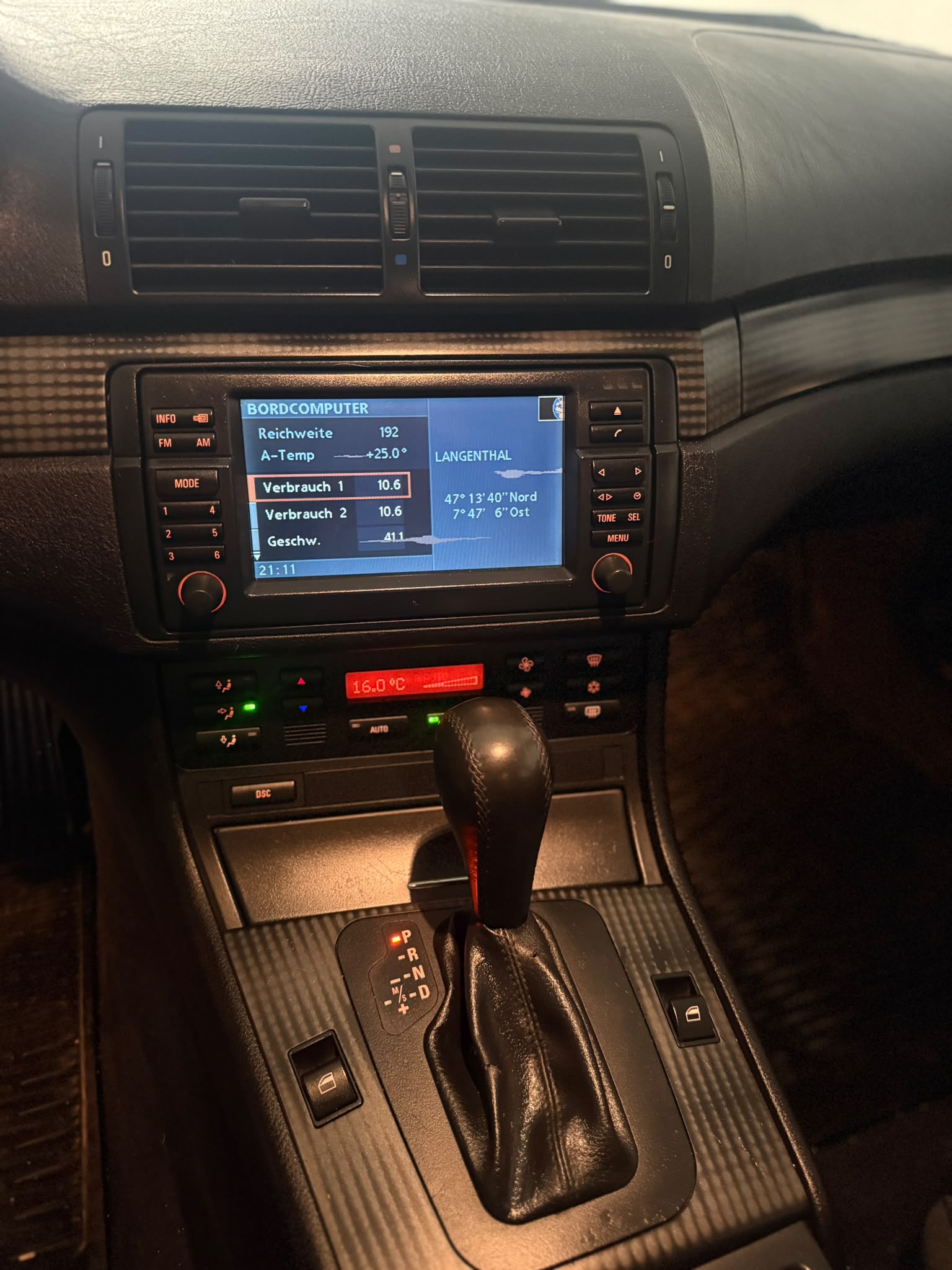 BMW 318i Touring Automatik // MFK NEU-image-11