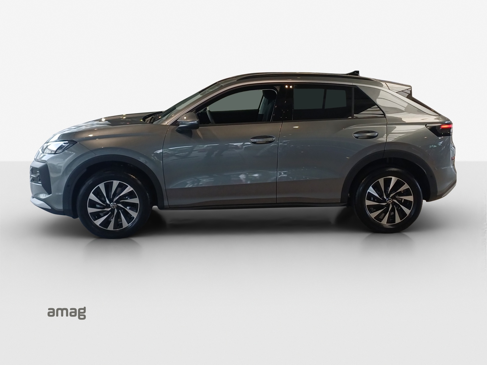 VW T-Roc 1.5 eTSI mHEV Life DSG-showroom-element-1