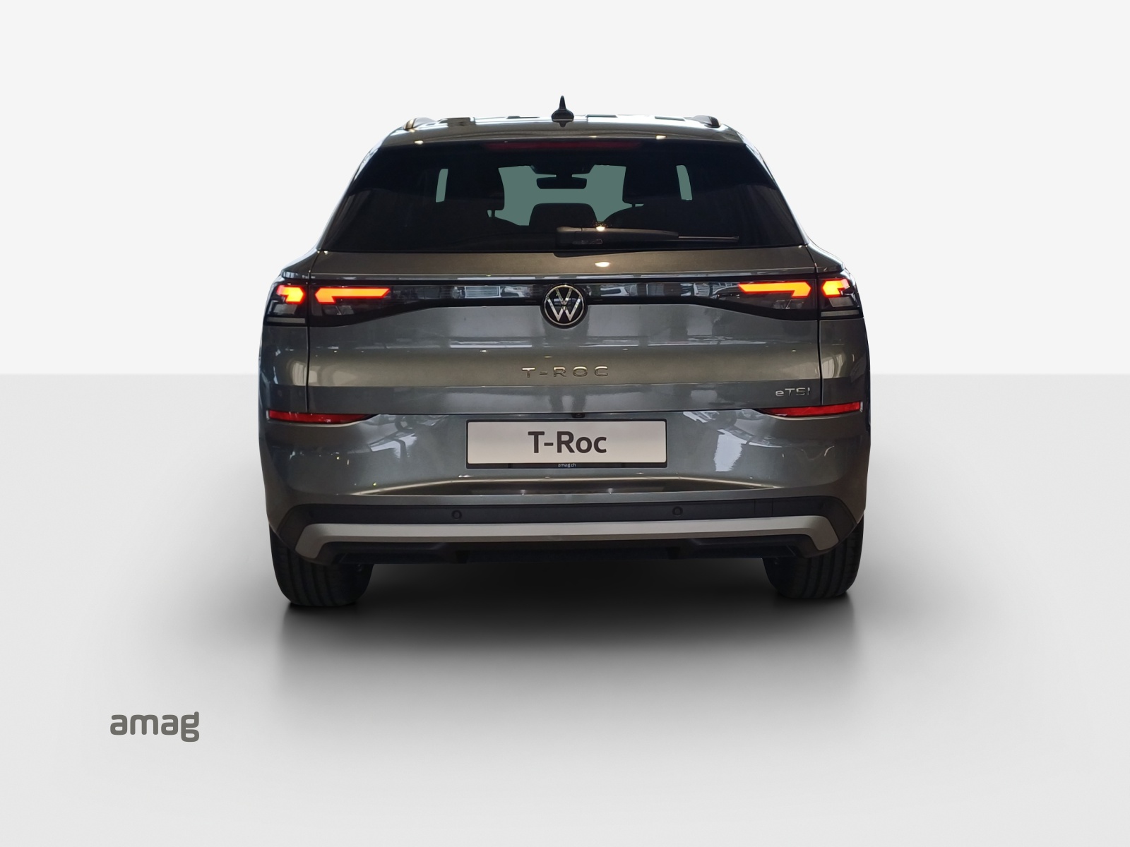 VW T-Roc 1.5 eTSI mHEV Life DSG-showroom-element-3