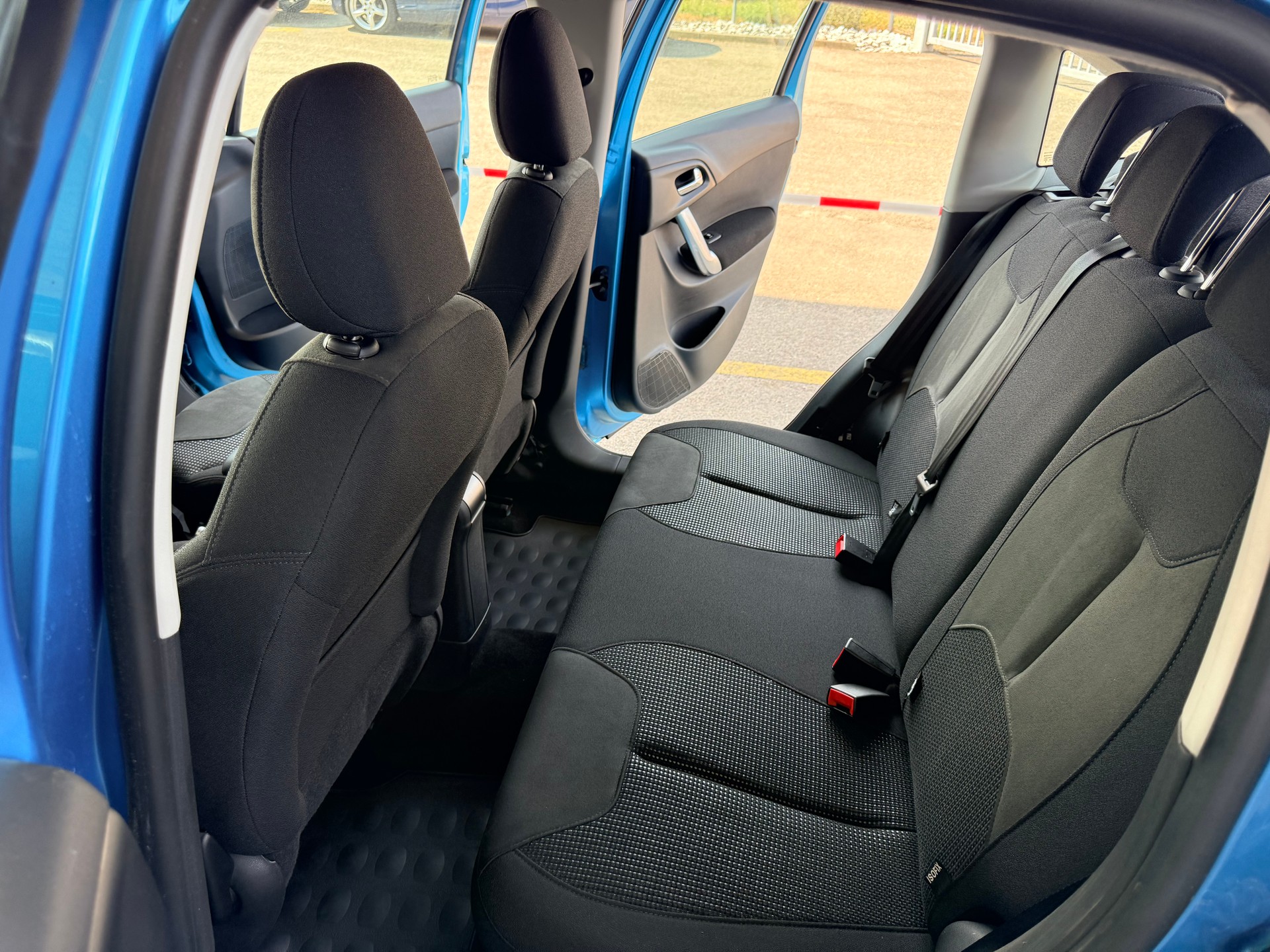 CITROEN C3 1.6i 16V Exclusive Automatic-image-10