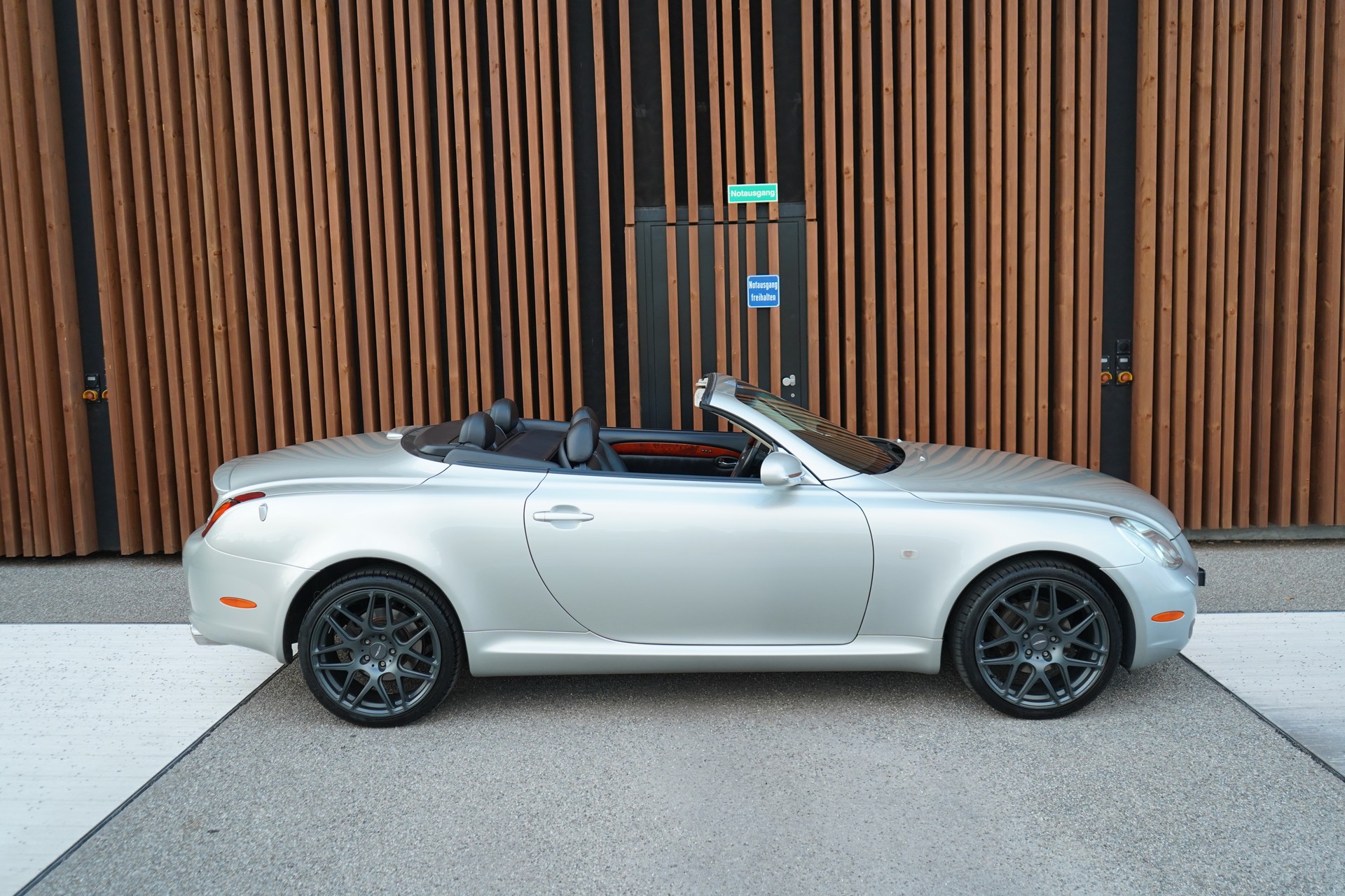 LEXUS SC 430 AUTOMATIC CABRIO l 286 PS-showroom-element-2