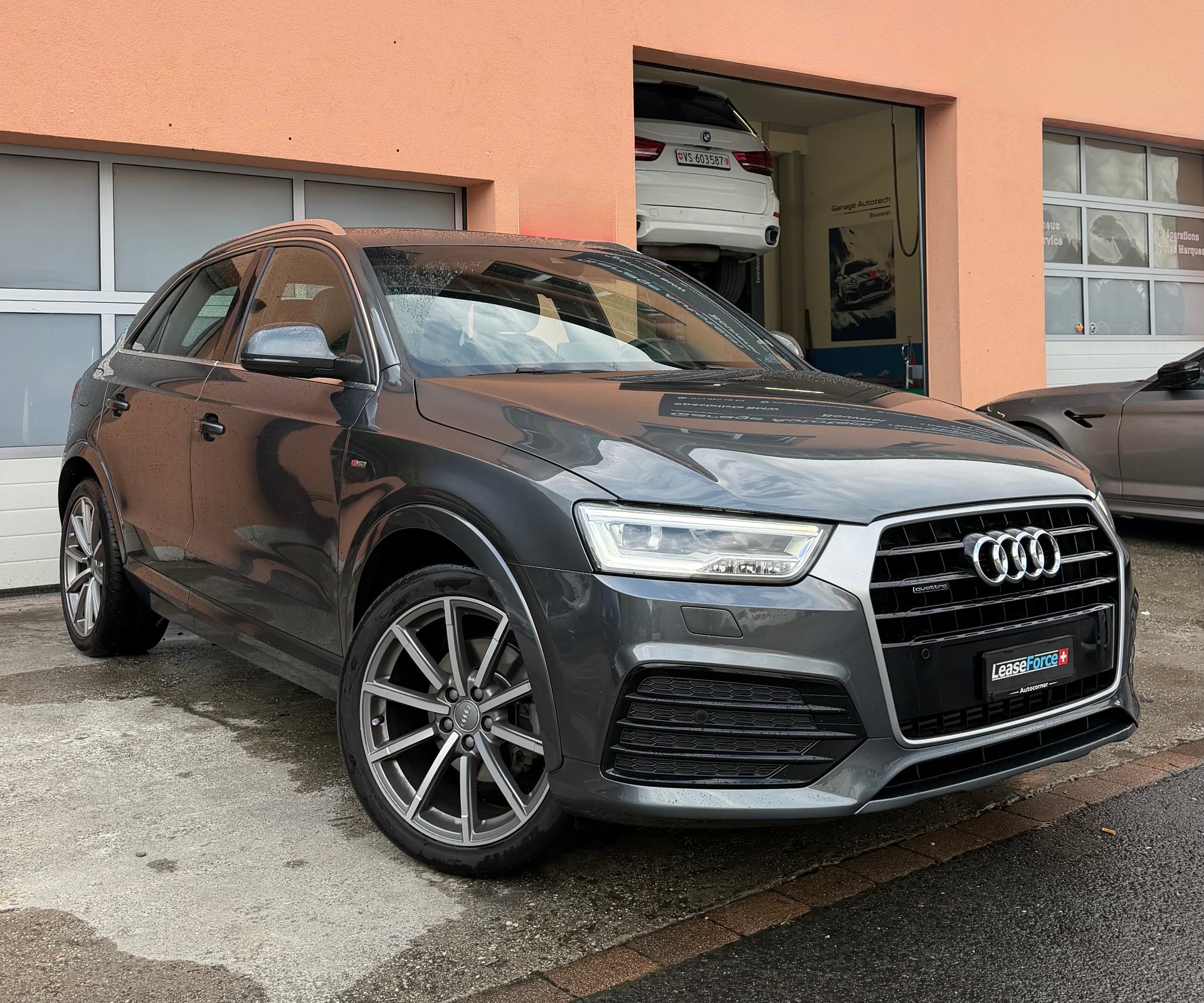 AUDI Q3 2.0 TFSI S-Line quattro S-tronic