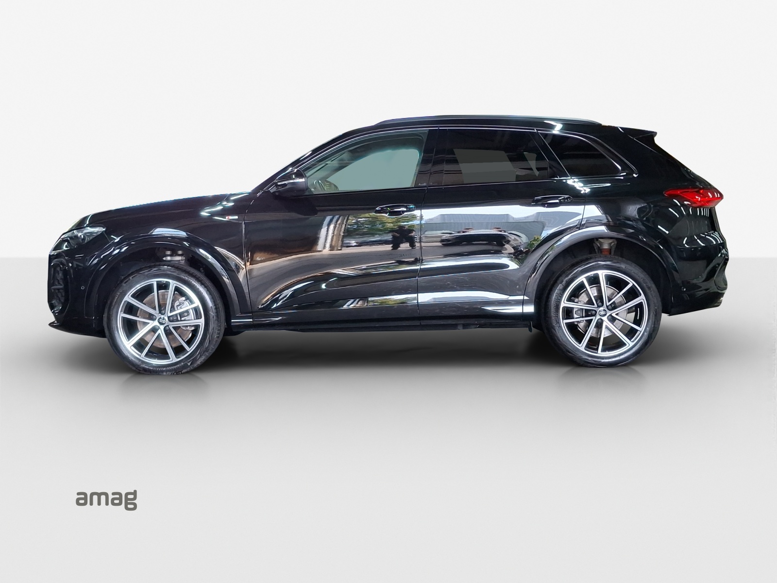AUDI Q5 TDI quattro 150 kW S-tronic-showroom-element-1
