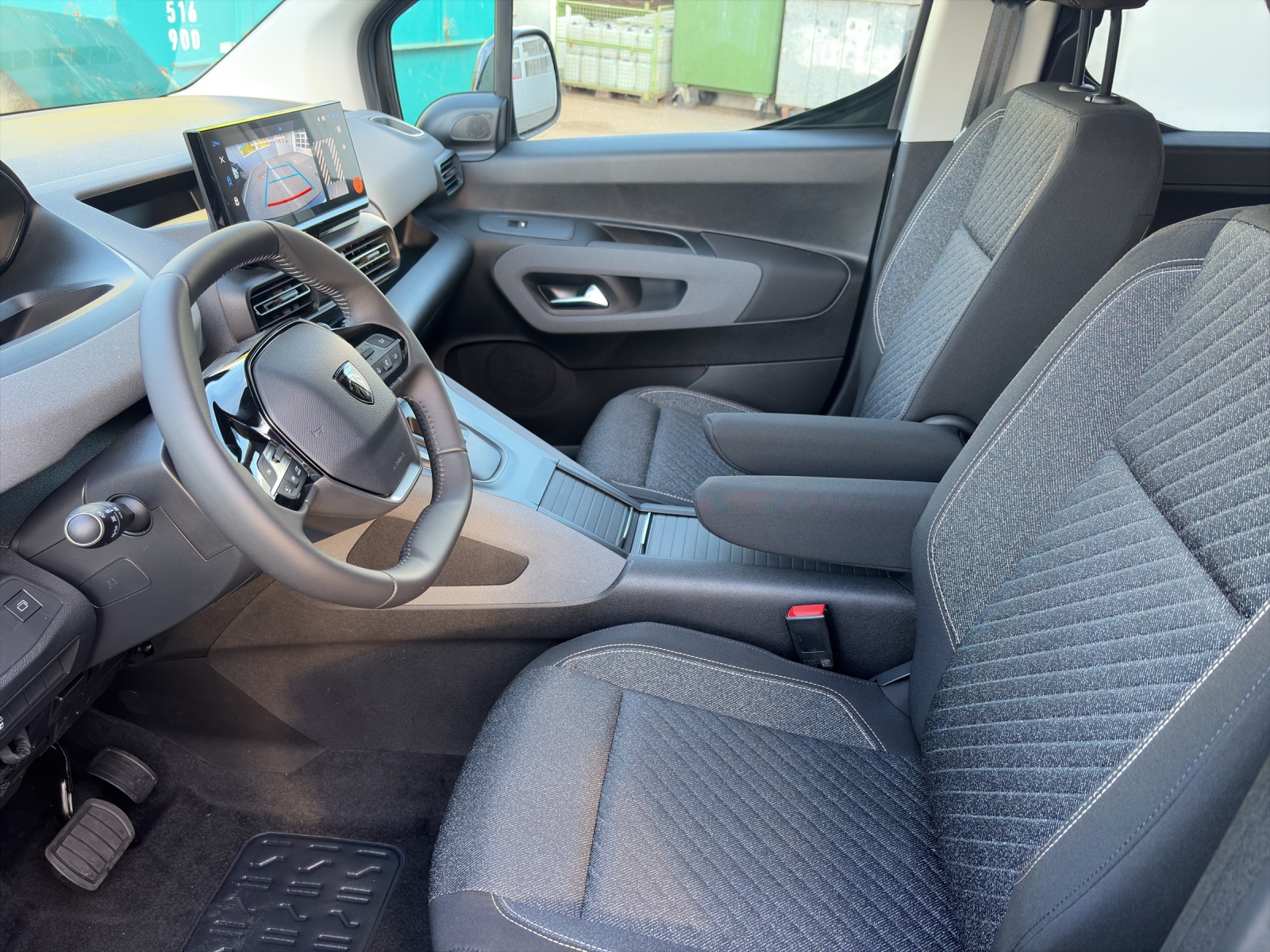 PEUGEOT Rifter Long 1.5 BlueHDi 130 Fa-showroom-element-3