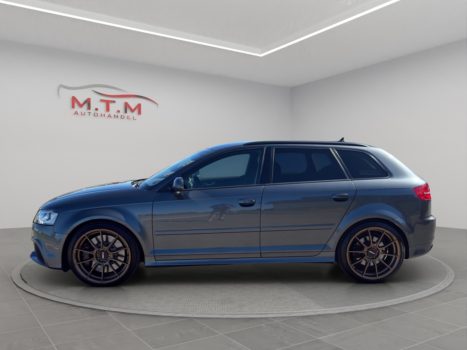 AUDI RS3 Sportback 2.5 TFSI quattro S-tronic-showroom-element-1