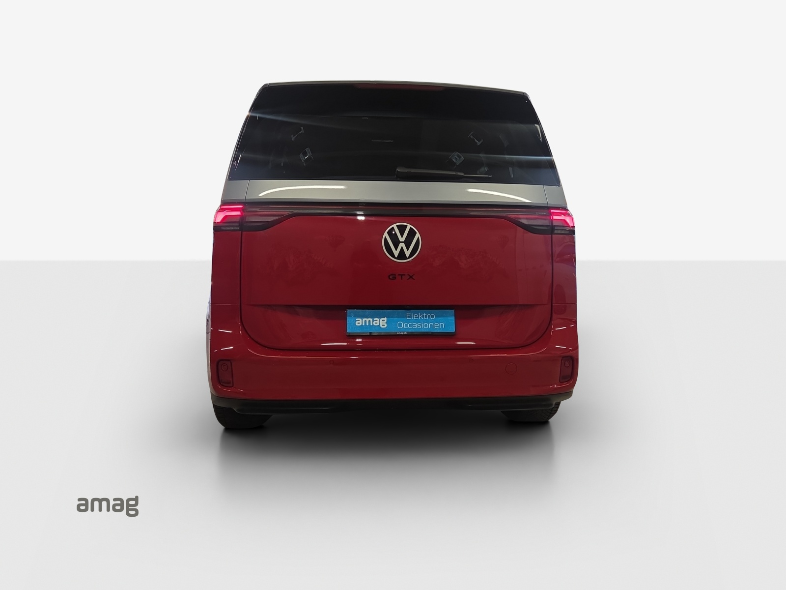 VW ID.Buzz LWB GTX 4 Motion-image-4