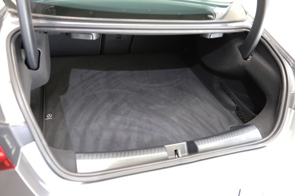 MERCEDES-BENZ CLA 200 7G-DCT-image-11