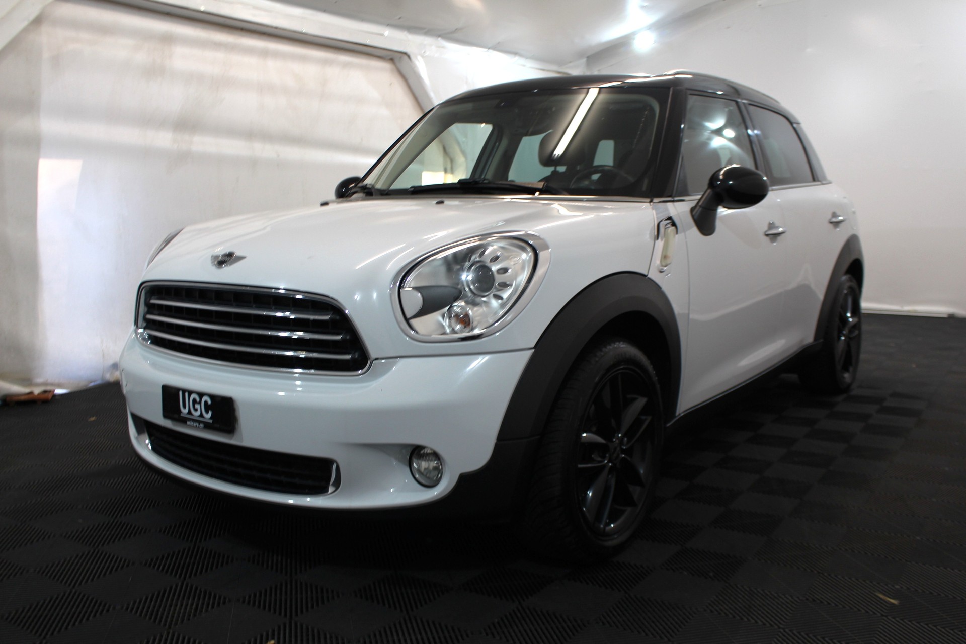 MINI Countryman R60 1.6i Cooper-showroom-element-2