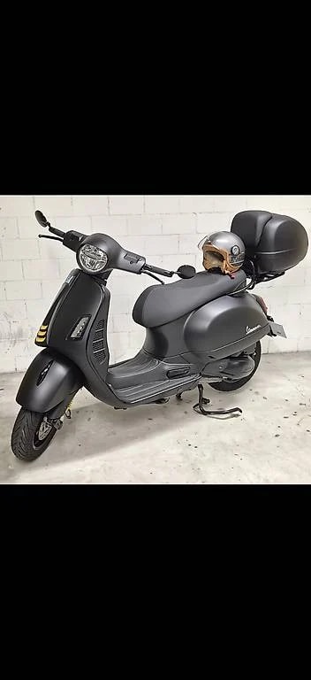 PIAGGIO Vespa GTS 300 Super Tech ABS-image-3