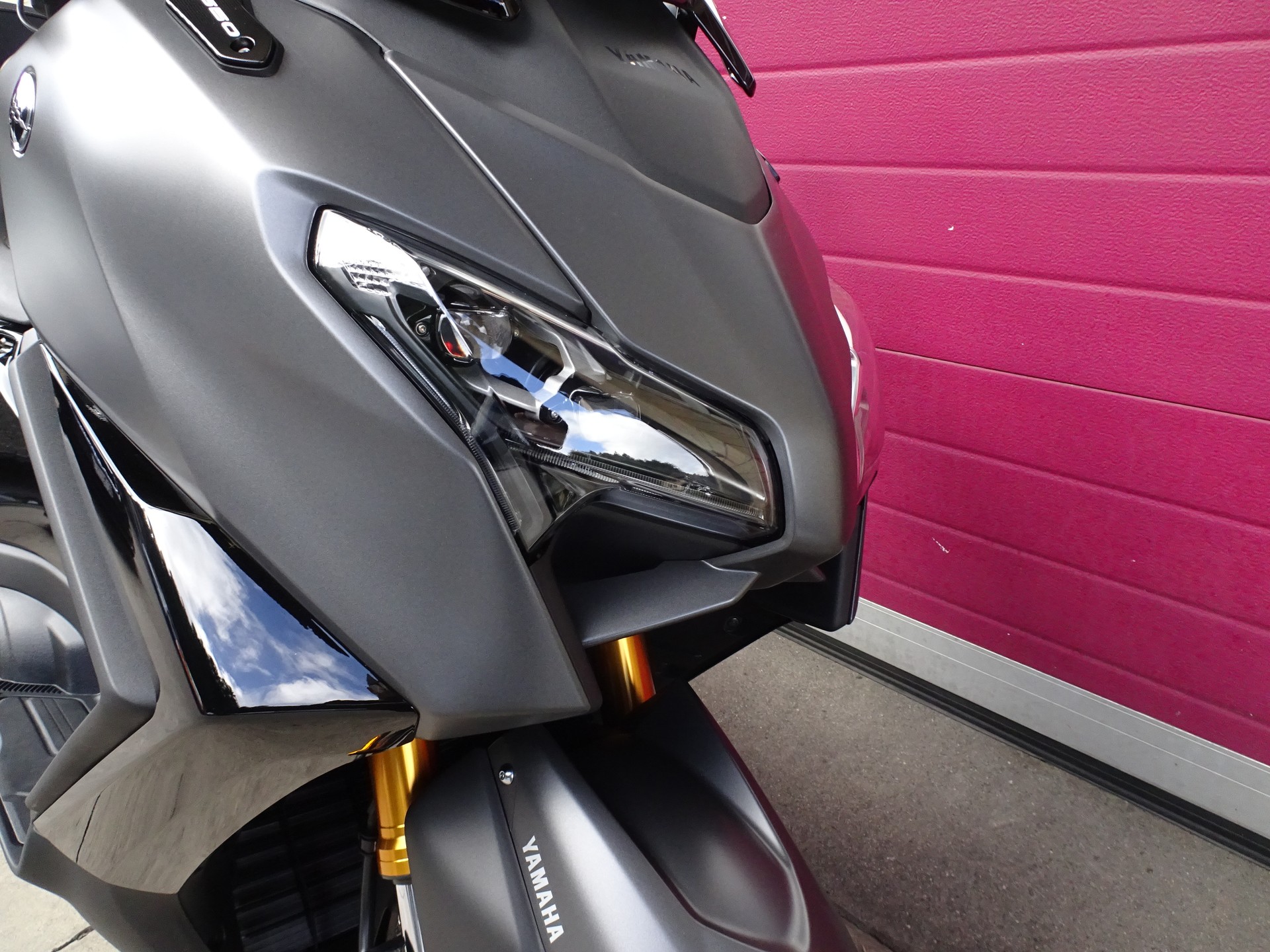 YAMAHA T-MAX Tech-Max XP 560-image-10
