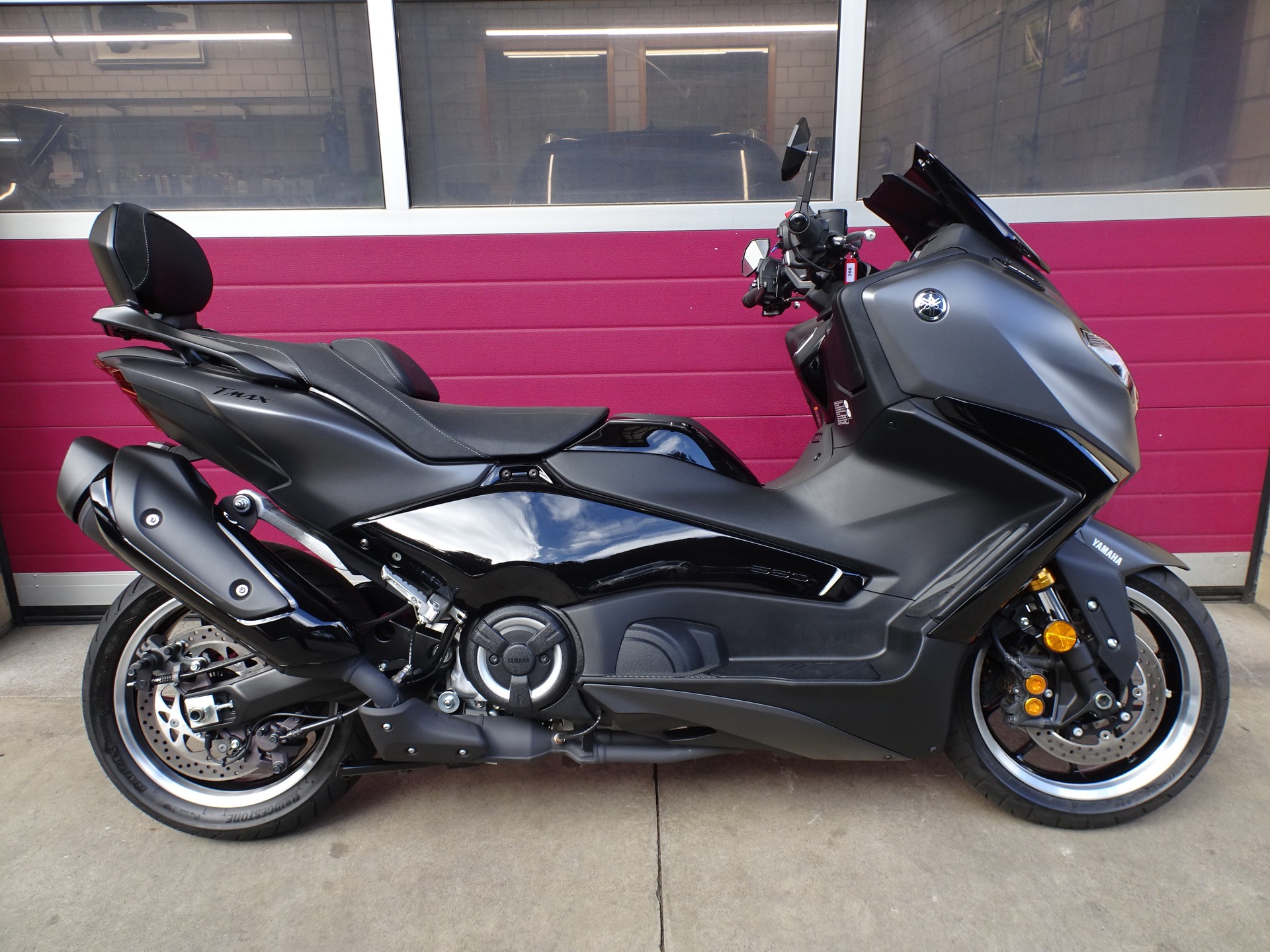 YAMAHA T-MAX Tech-Max XP 560-image-0