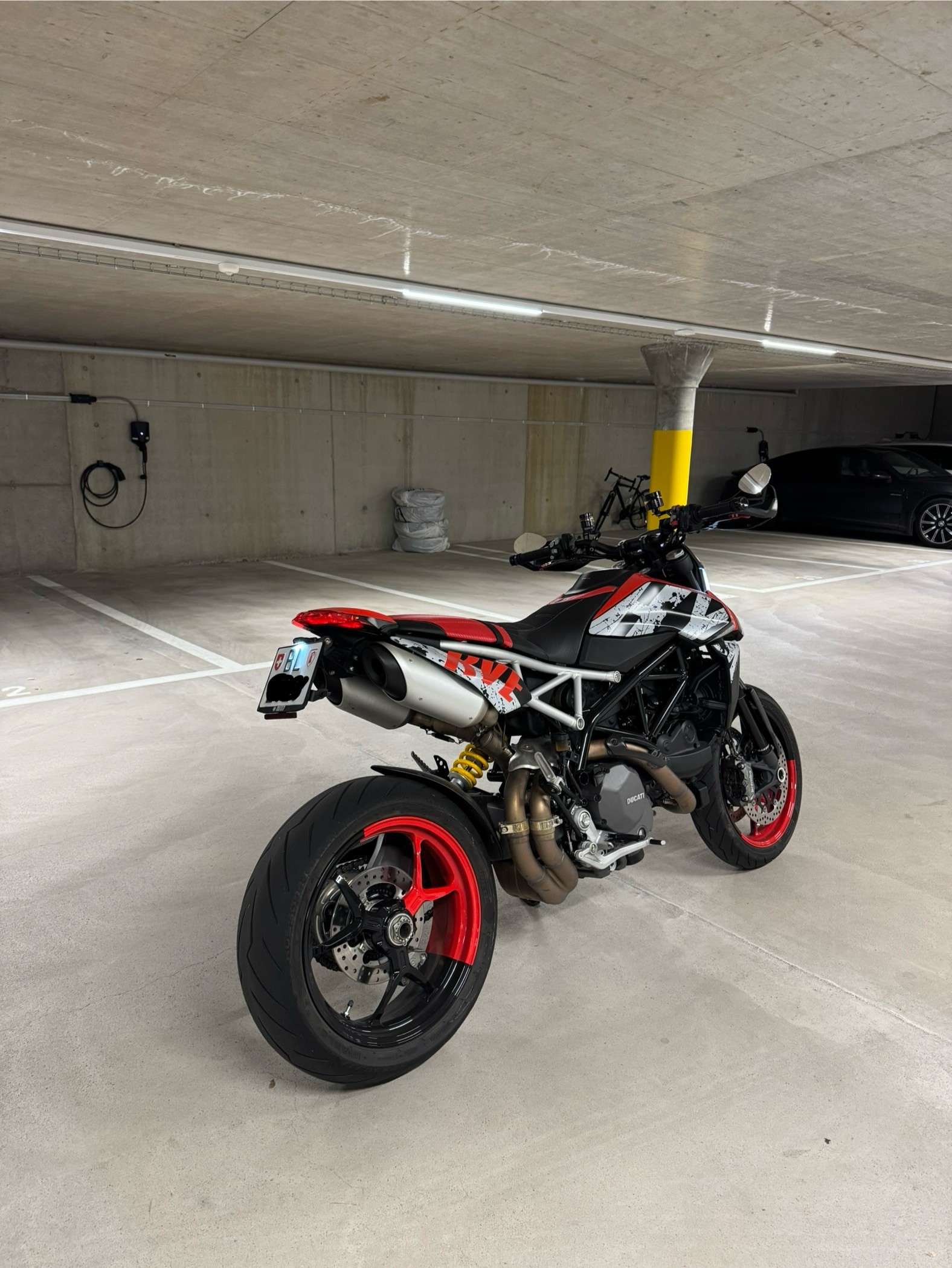 DUCATI Hypermotard 950 RVE (35kW)-image-1