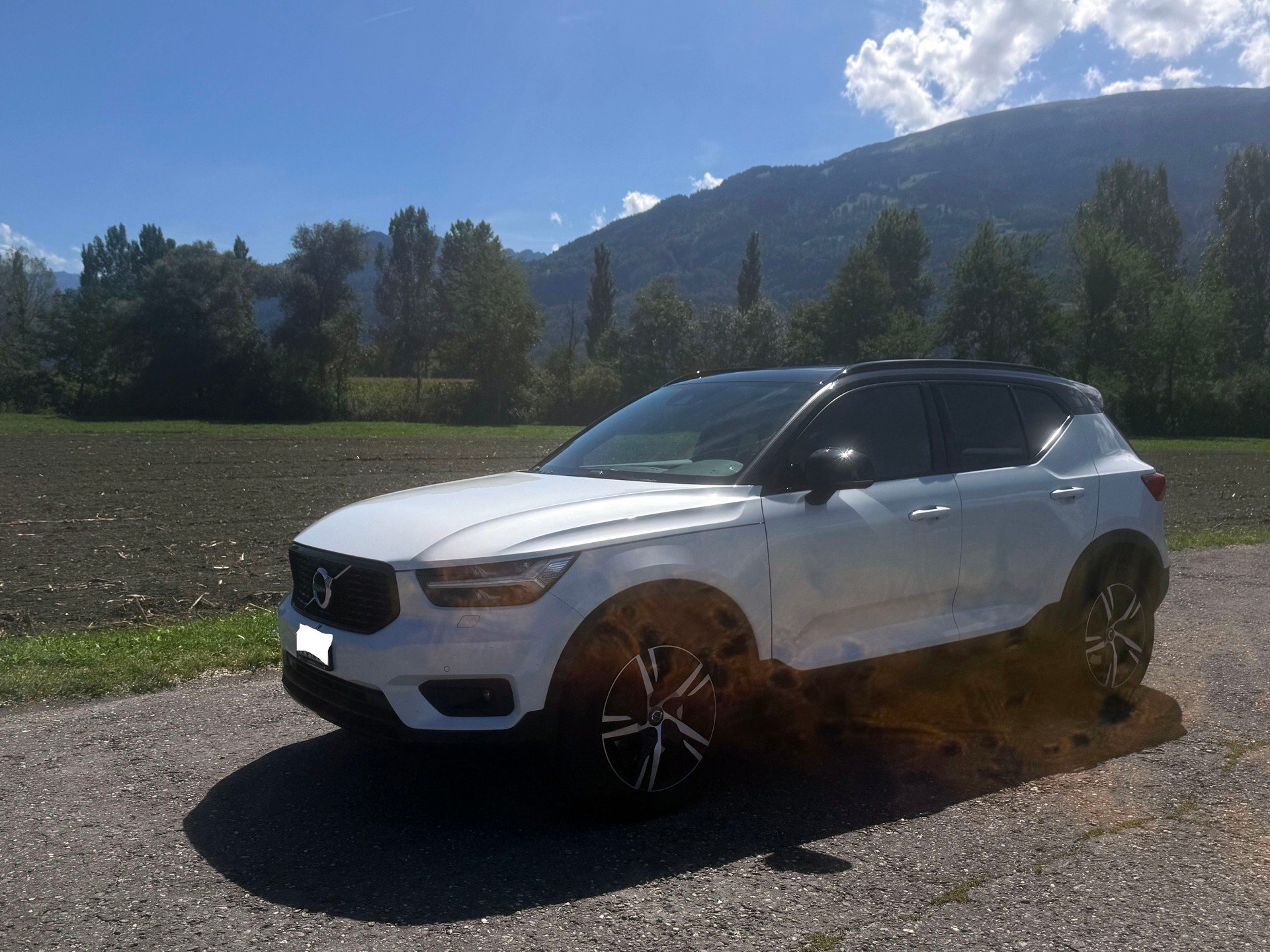 VOLVO 2.0 D4 R-Design AWD