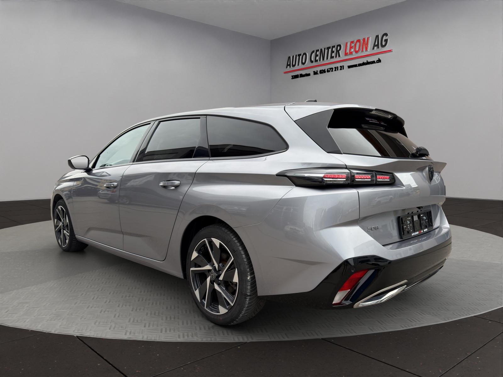 PEUGEOT 308 SW 1.2 Pure Tech Allure Pack EAT8-showroom-element-3