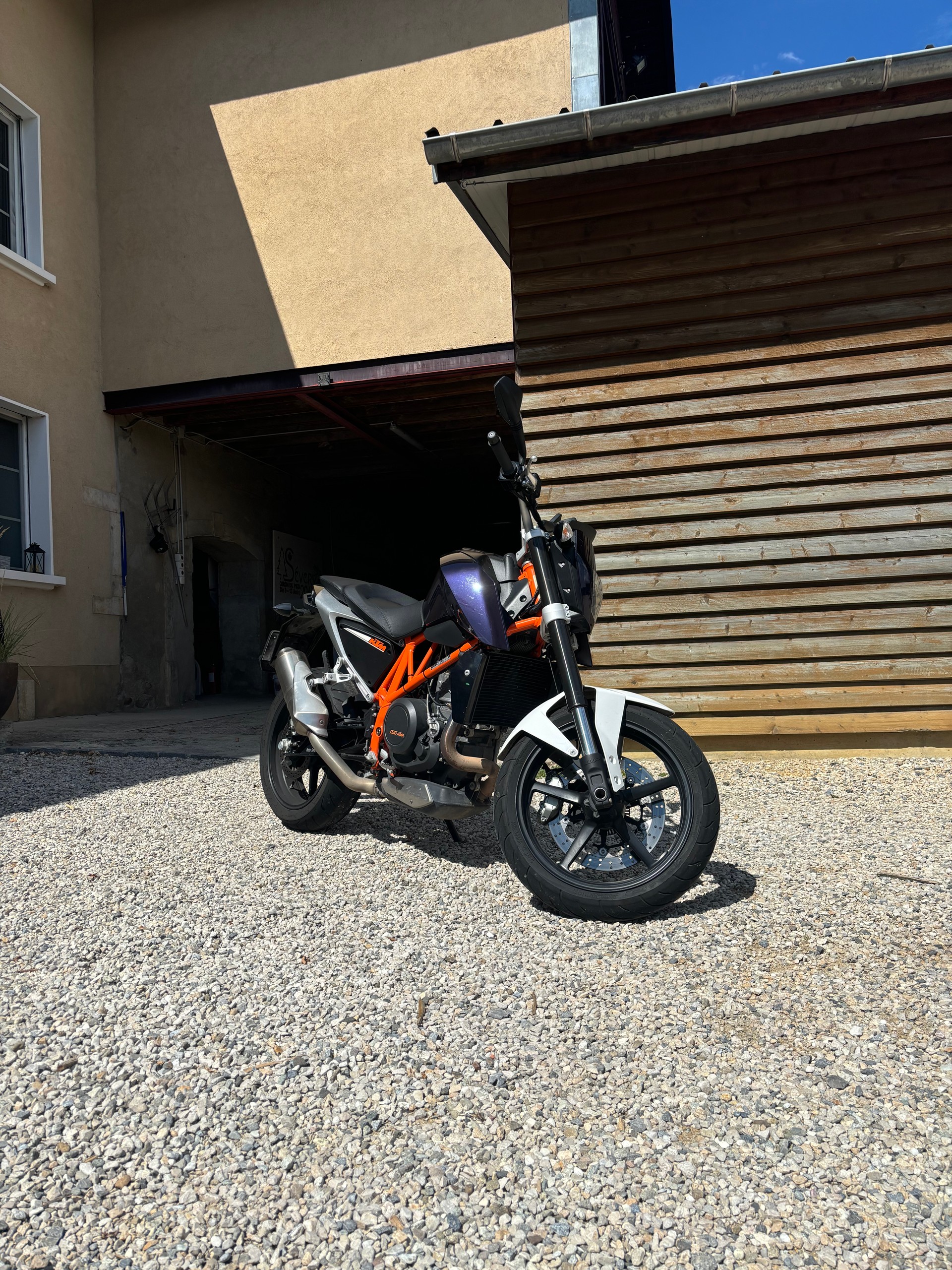 KTM 690 Duke ABS (35kW)-image-1
