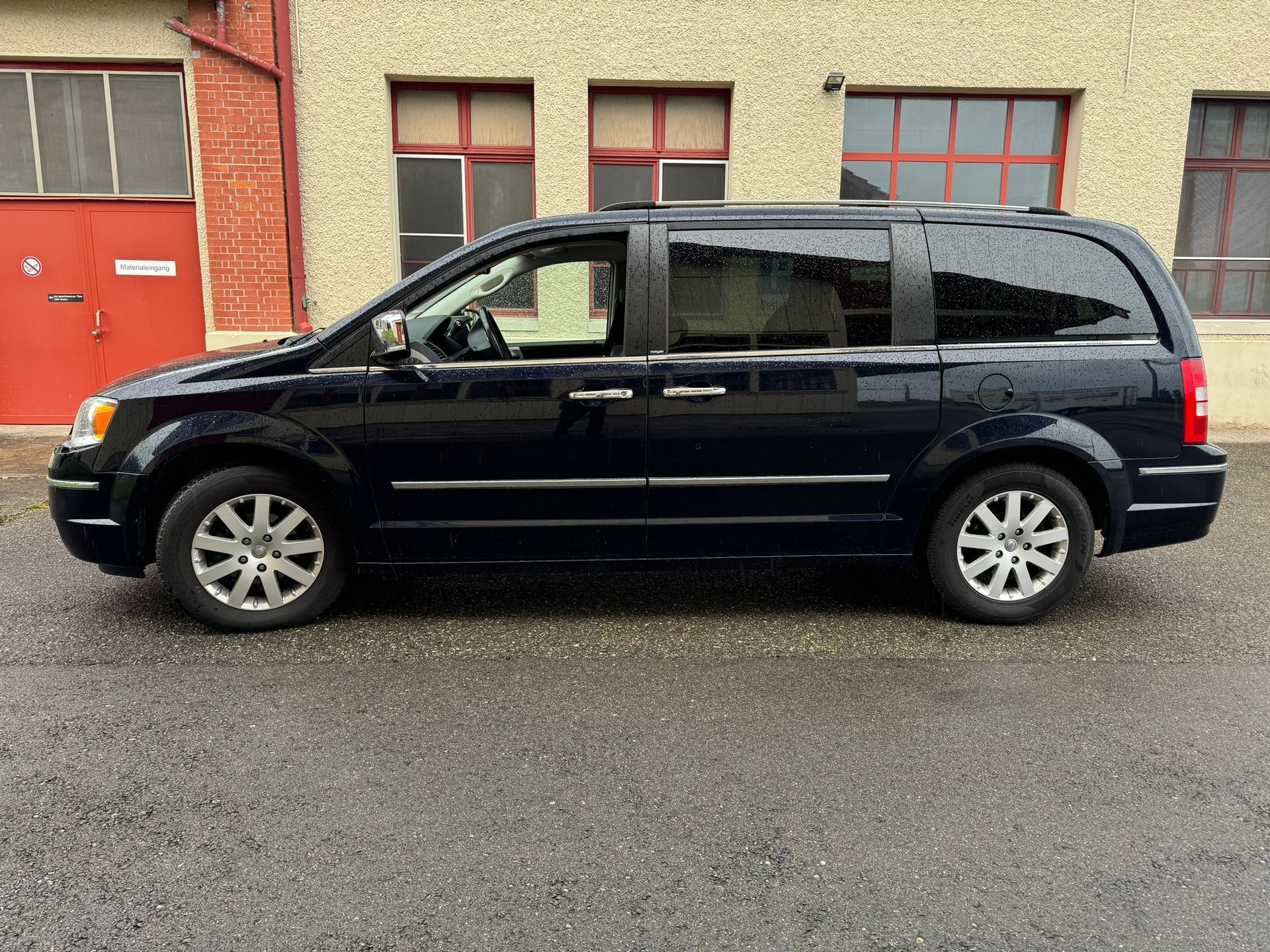 CHRYSLER Grand Voyager 2.8 CRD Limited Automatic-image-5