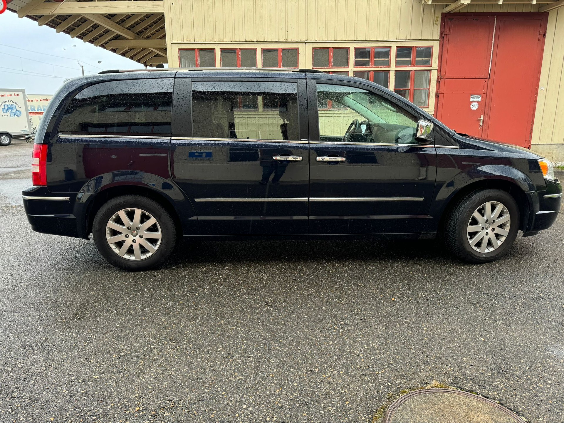 CHRYSLER Grand Voyager 2.8 CRD Limited Automatic-image-3