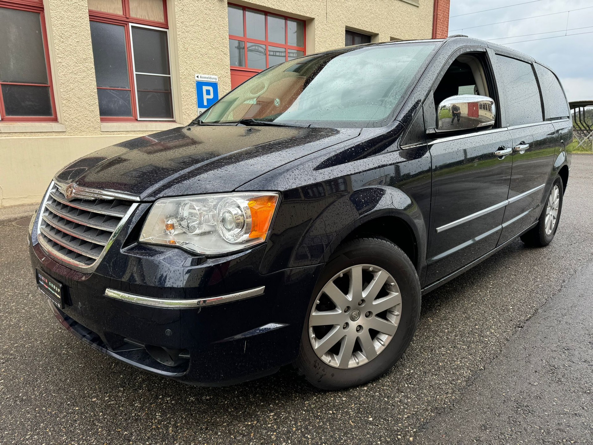 CHRYSLER Grand Voyager 2.8 CRD Limited Automatic-image-1