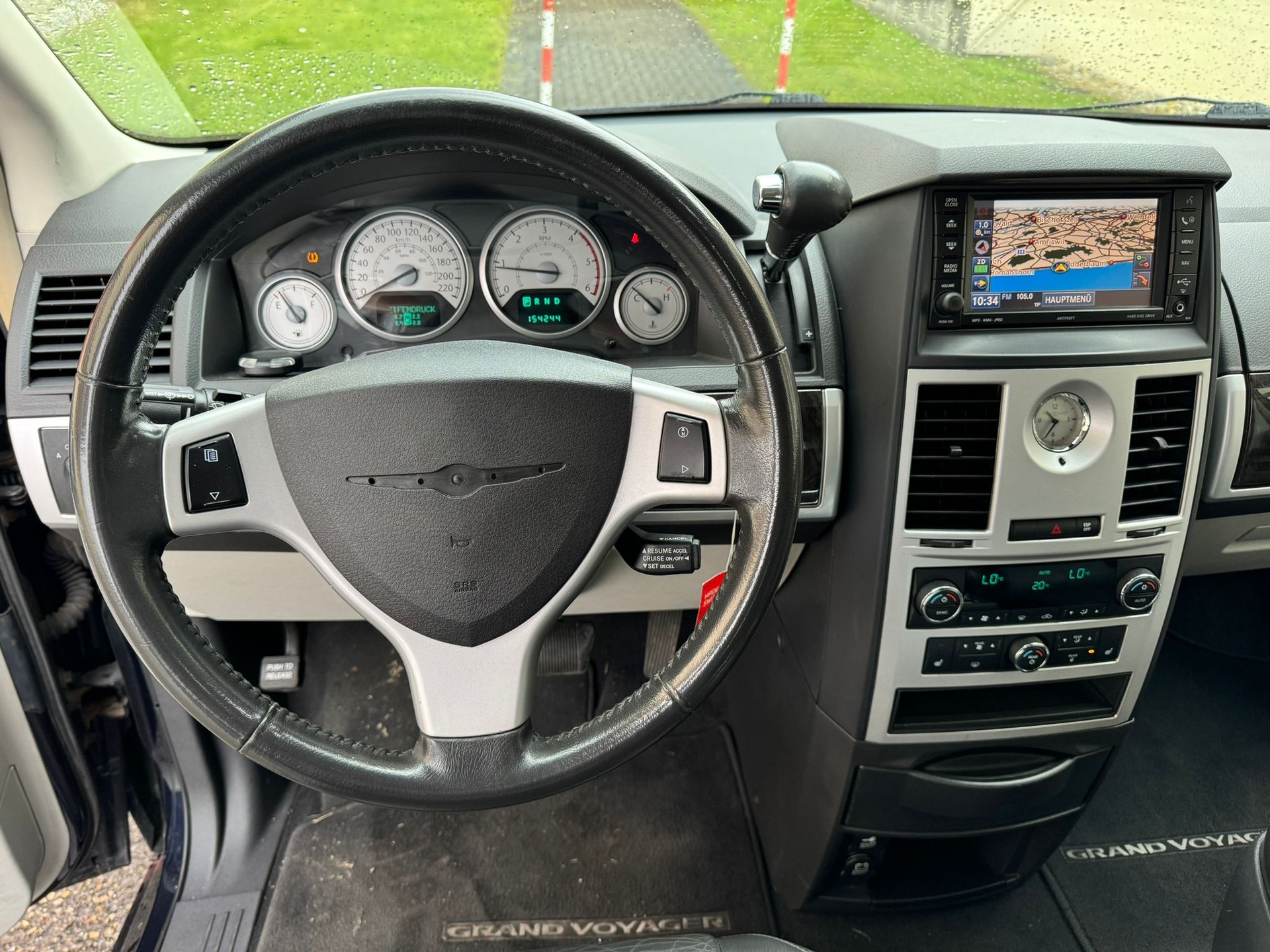CHRYSLER Grand Voyager 2.8 CRD Limited Automatic-image-13
