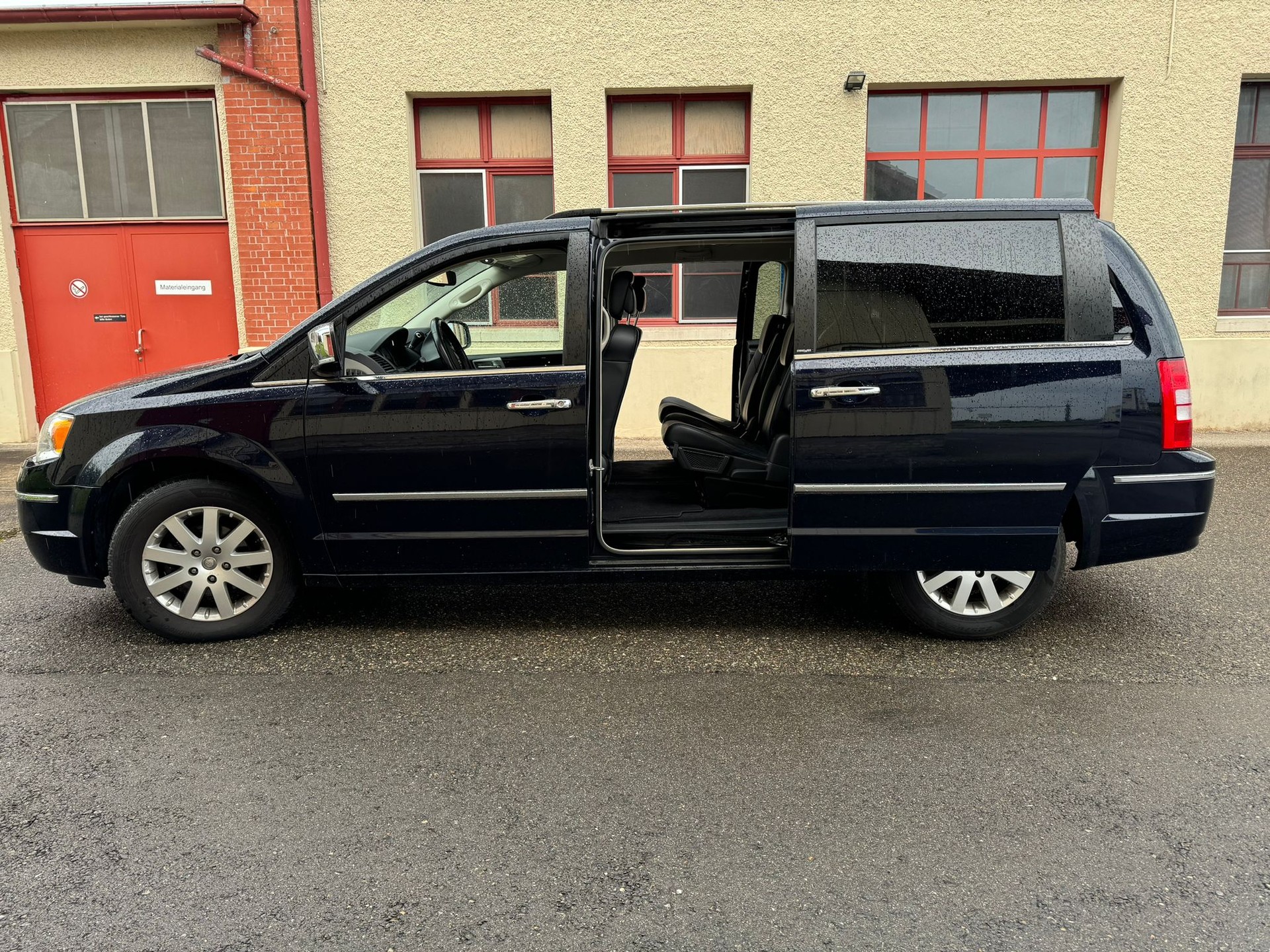 CHRYSLER Grand Voyager 2.8 CRD Limited Automatic-image-6