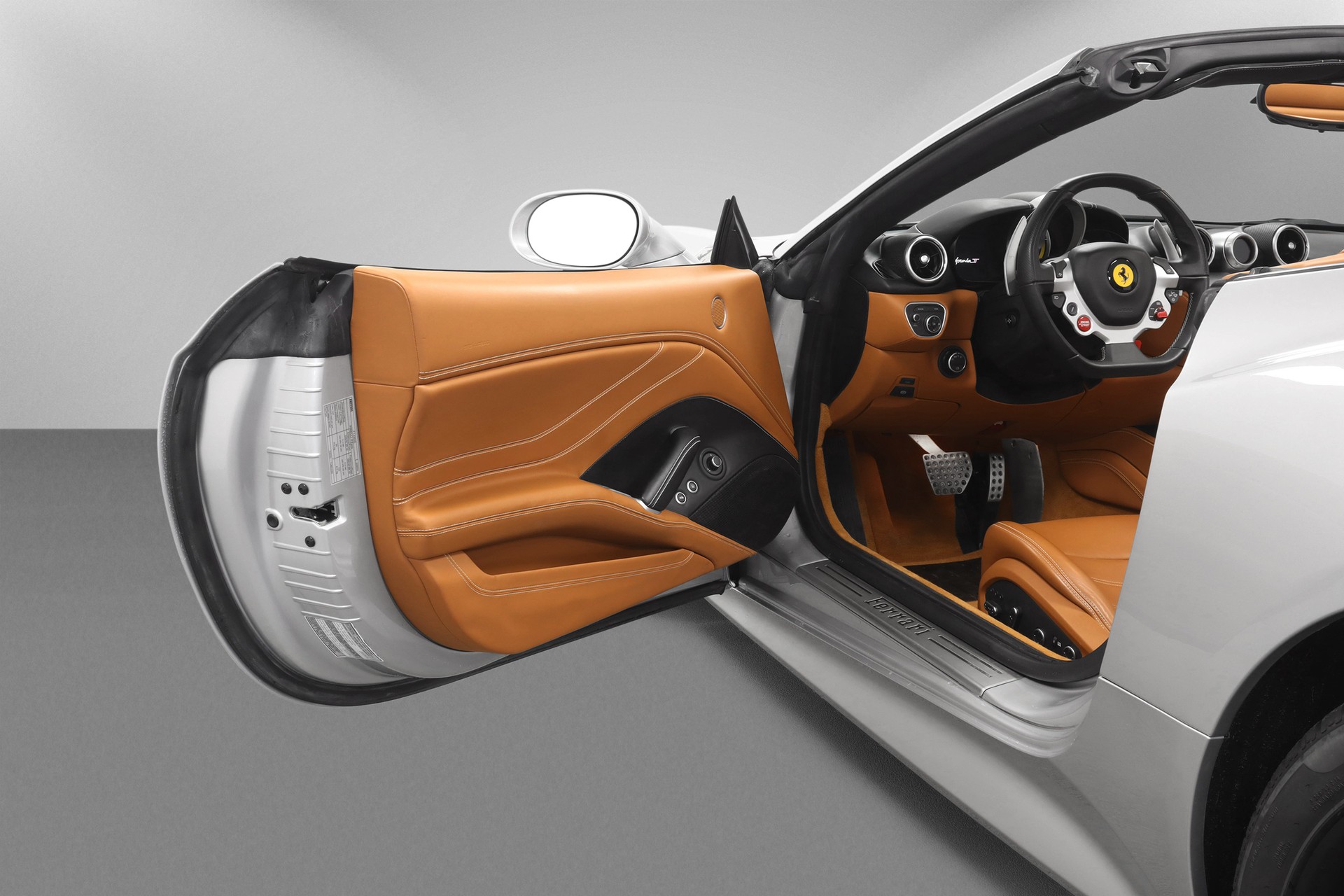 FERRARI California 3.9 V8 T-image-9