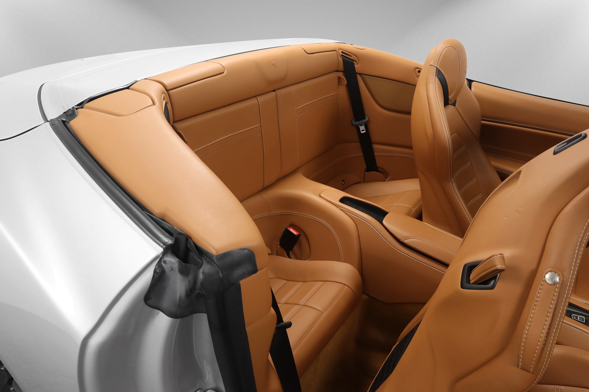 FERRARI California 3.9 V8 T-image-13