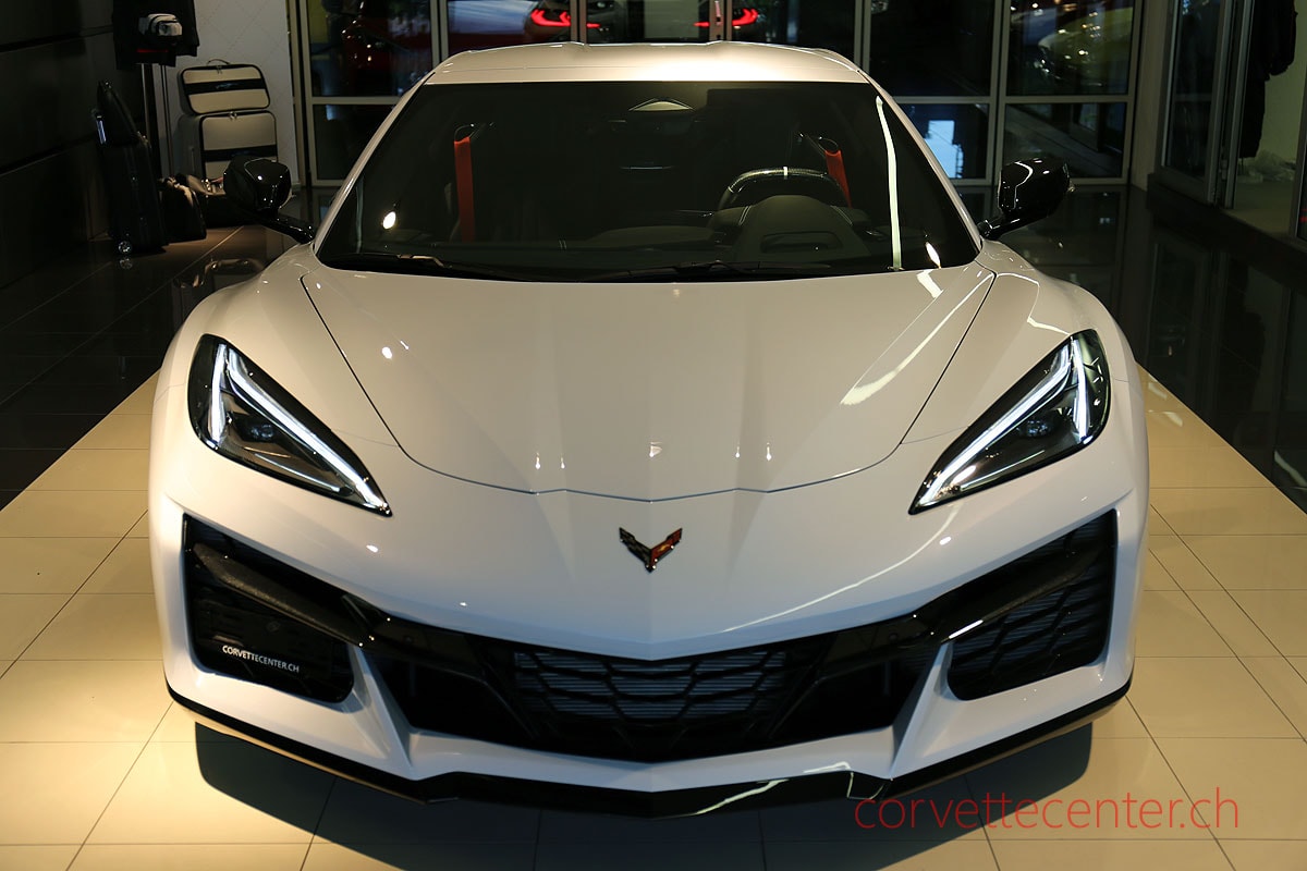 CHEVROLET Corvette C8 Z06 3LZ-showroom-element-2