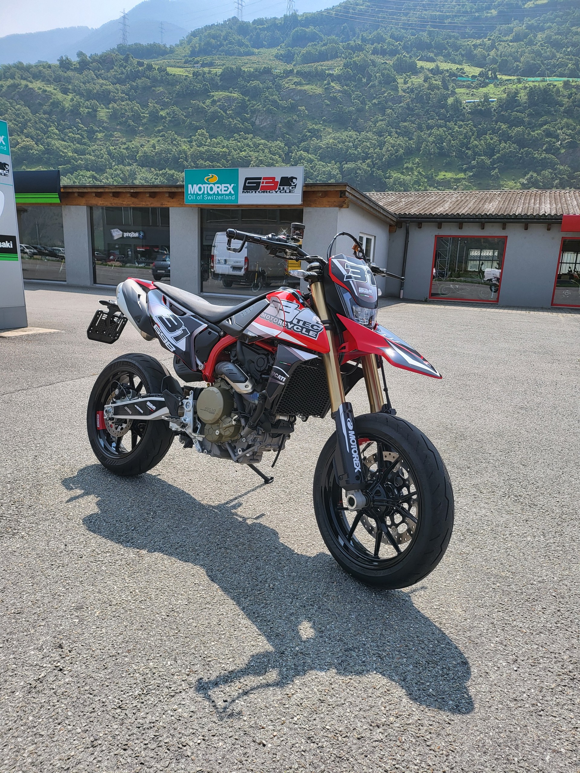 DUCATI Hypermotard 698 Mono