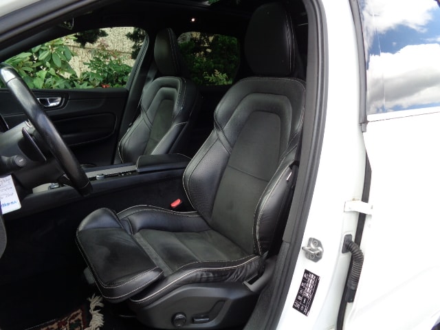 VOLVO XC60 2.0 T8 TE R-DESIGN-image-6