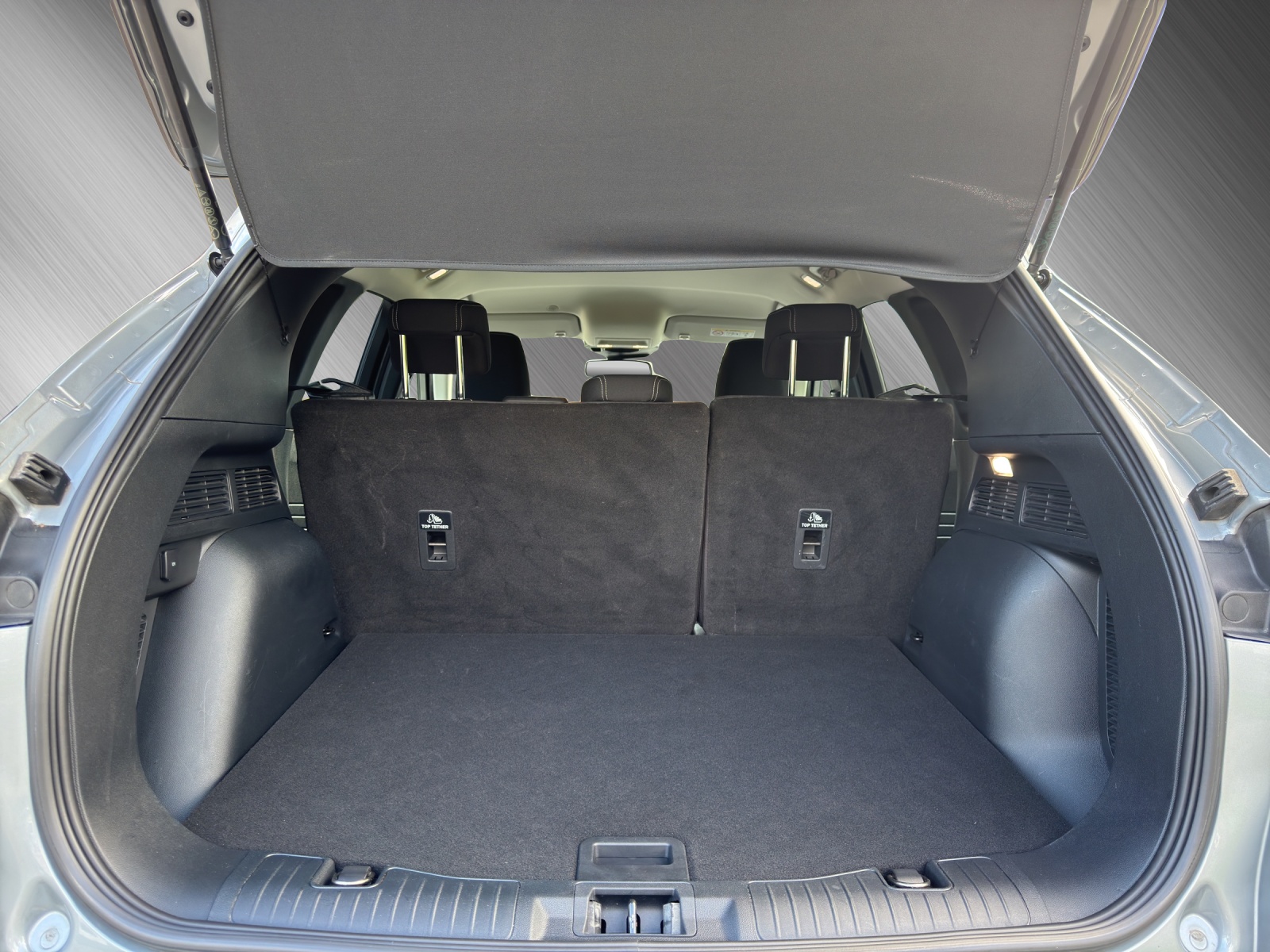 FORD Kuga 2.5 Hybrid Titanium 4x4-image-13