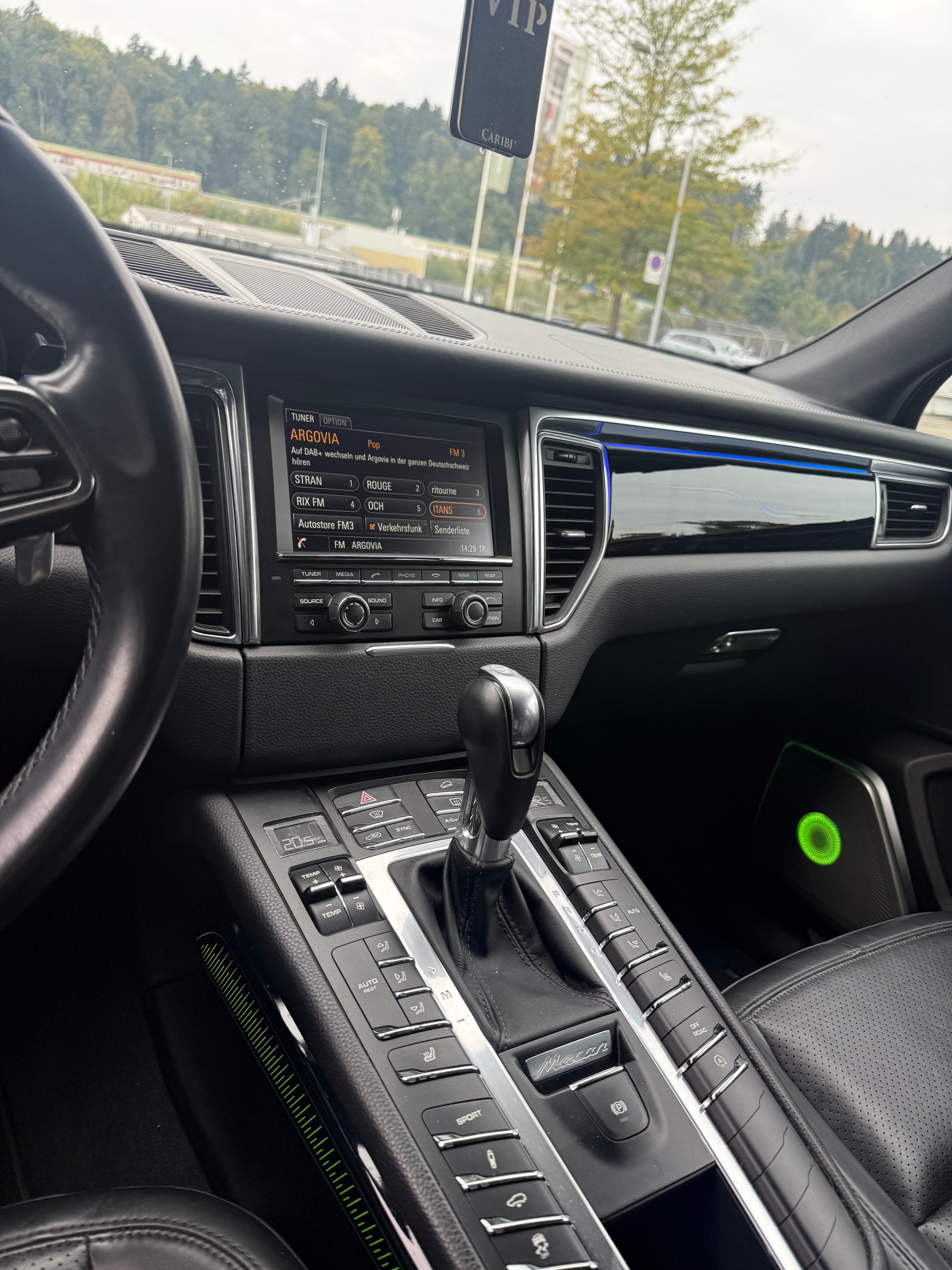 PORSCHE Macan S Diesel PDK-image-13