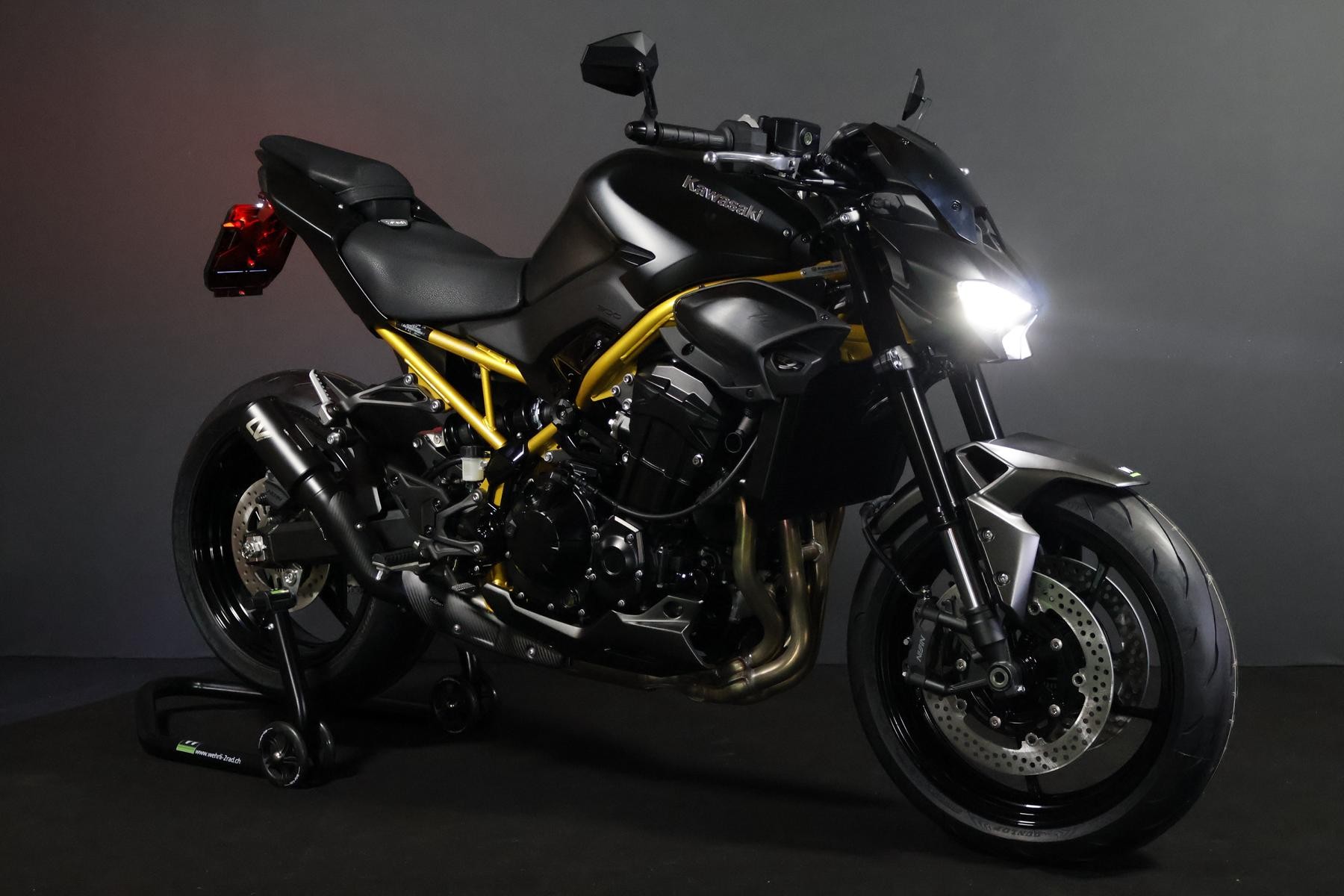 KAWASAKI Z 900 (91/70/35 KW) Level 3-image-2