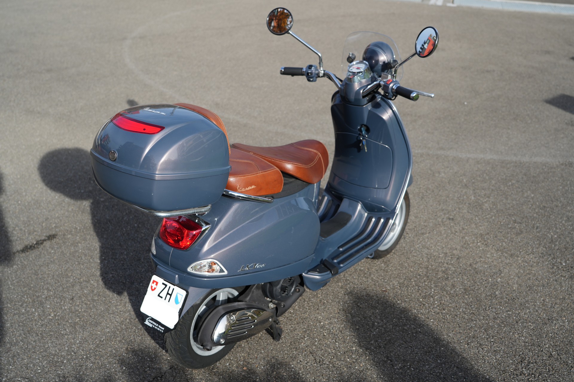 PIAGGIO Vespa 125 LXV (1700km)-image-3