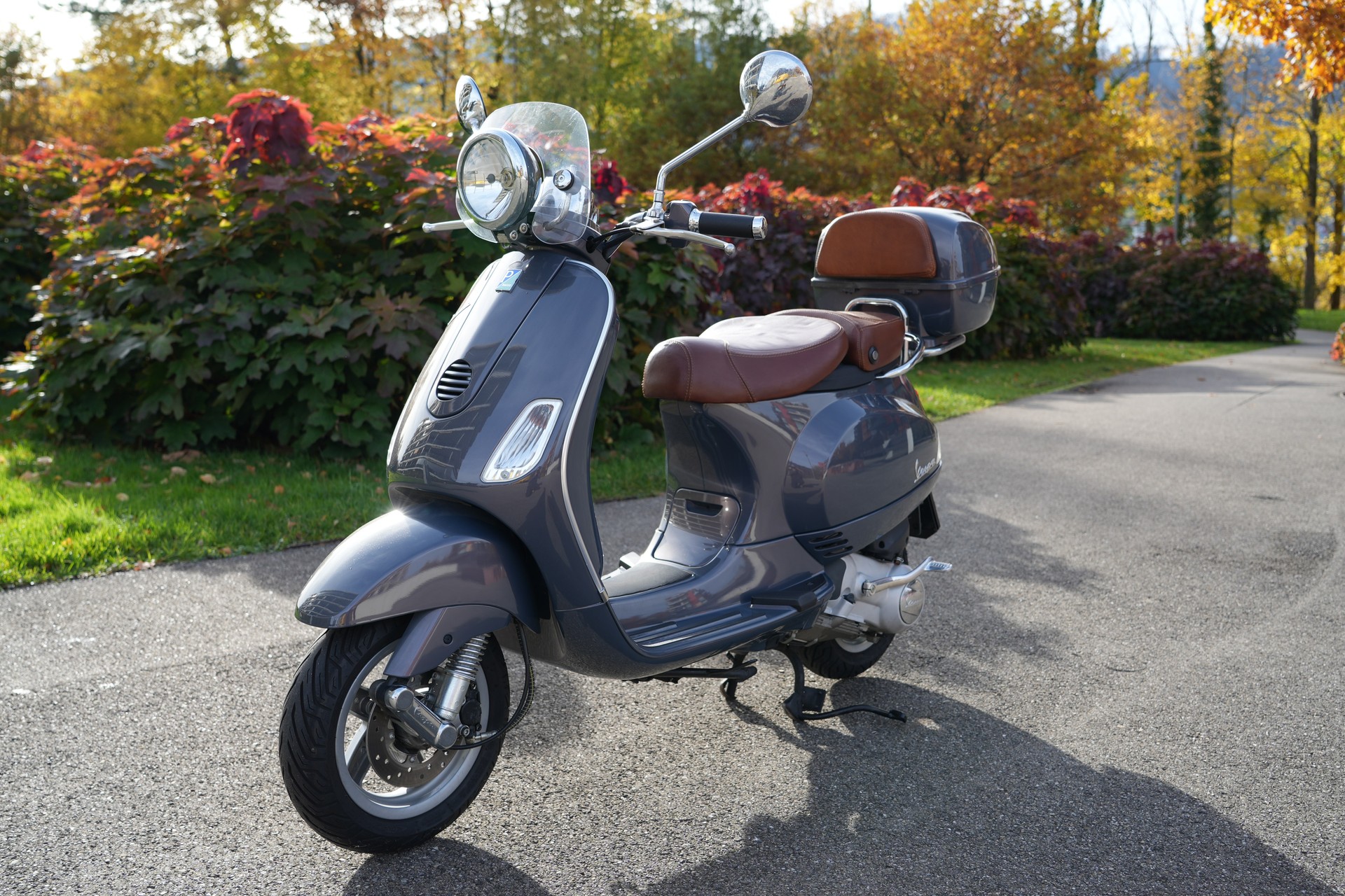 PIAGGIO Vespa 125 LXV (1700km)-image-0