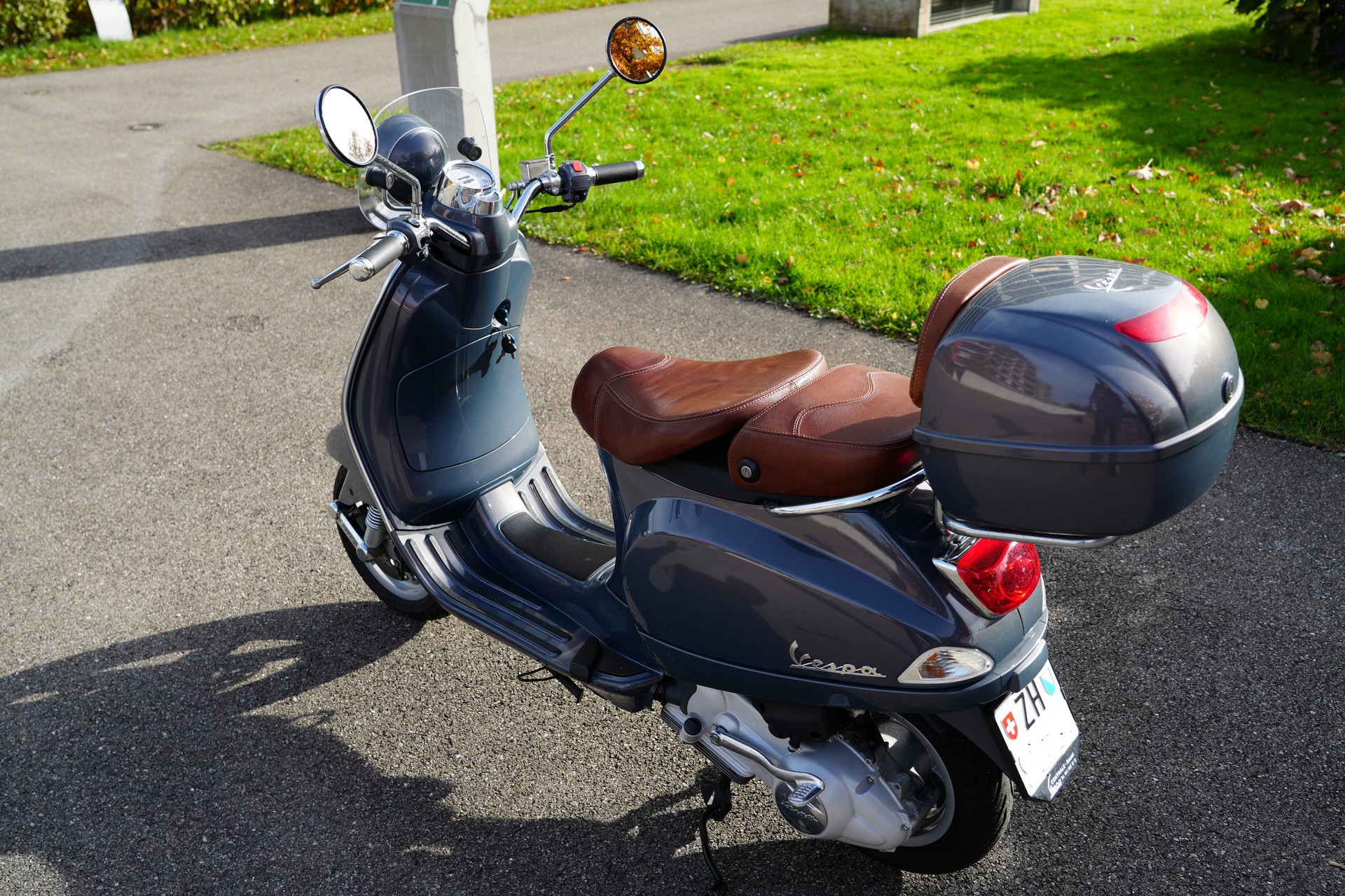 PIAGGIO Vespa 125 LXV (1700km)-image-4