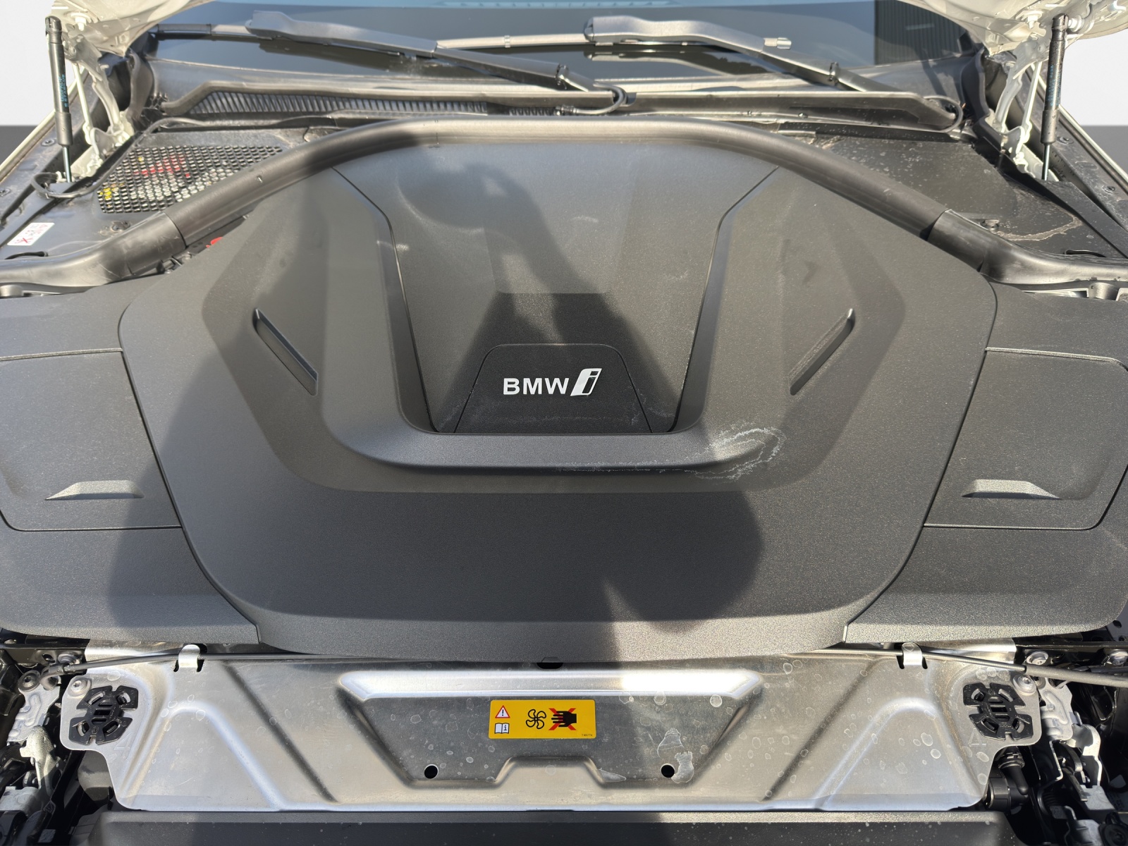 BMW i4 M50-image-10