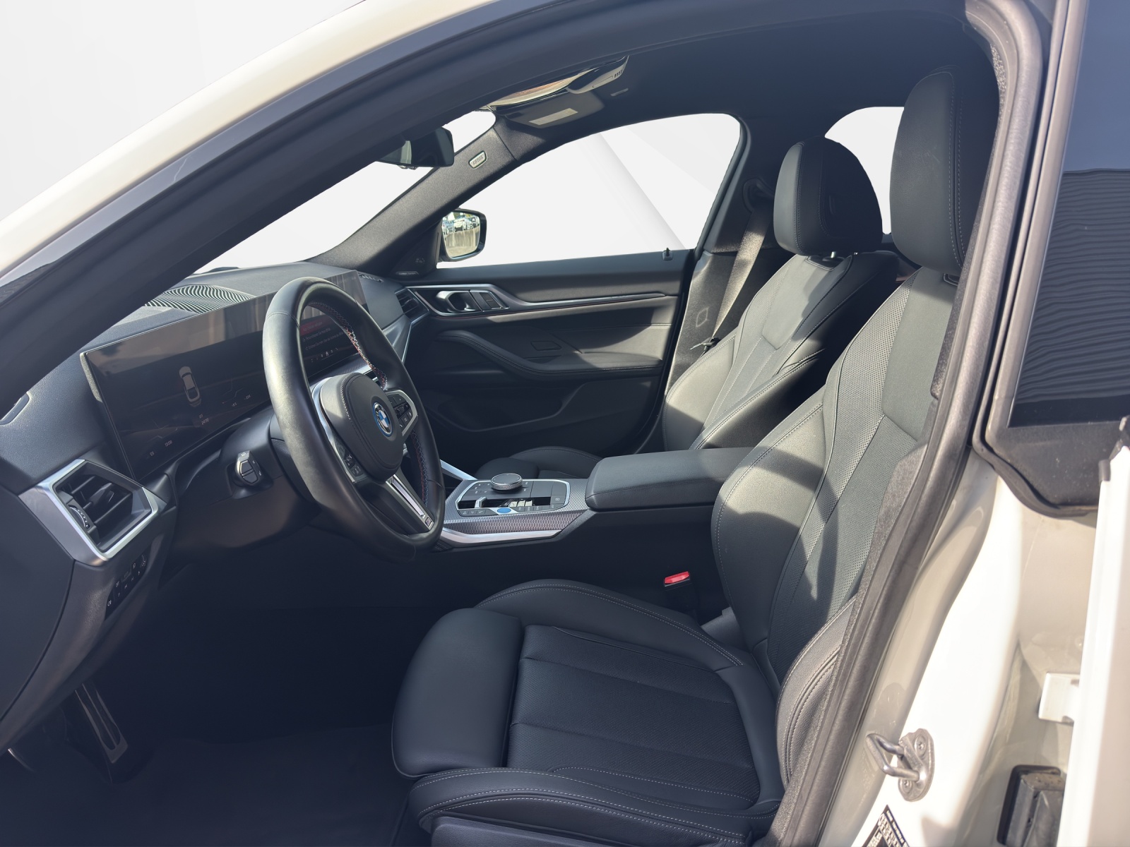 BMW i4 M50-image-12