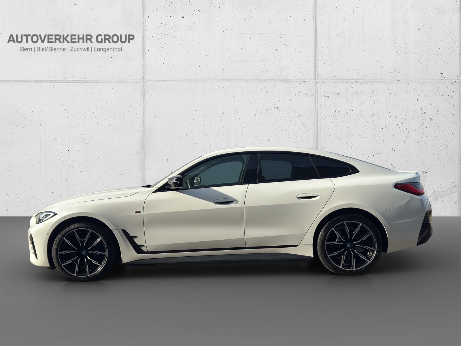 BMW i4 M50-showroom-element-2