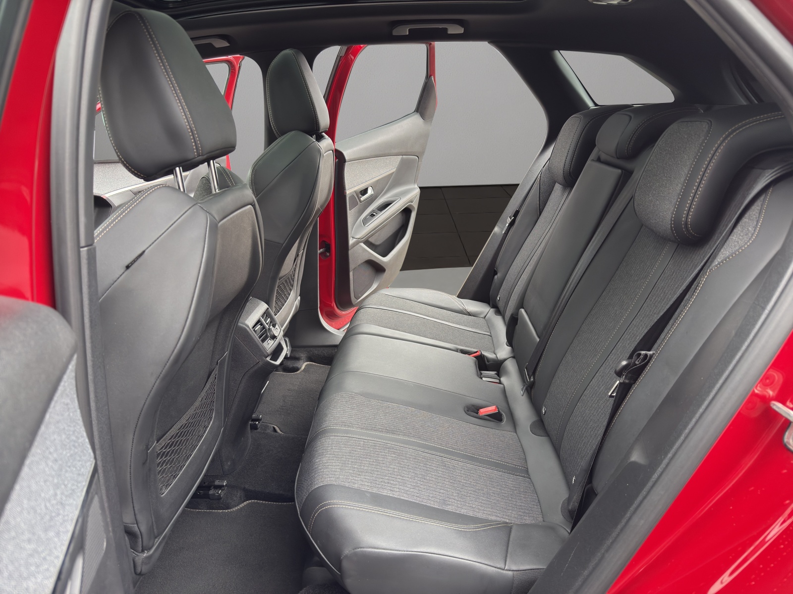 PEUGEOT 3008 1.5 BlueHDi GT Line EAT-image-12