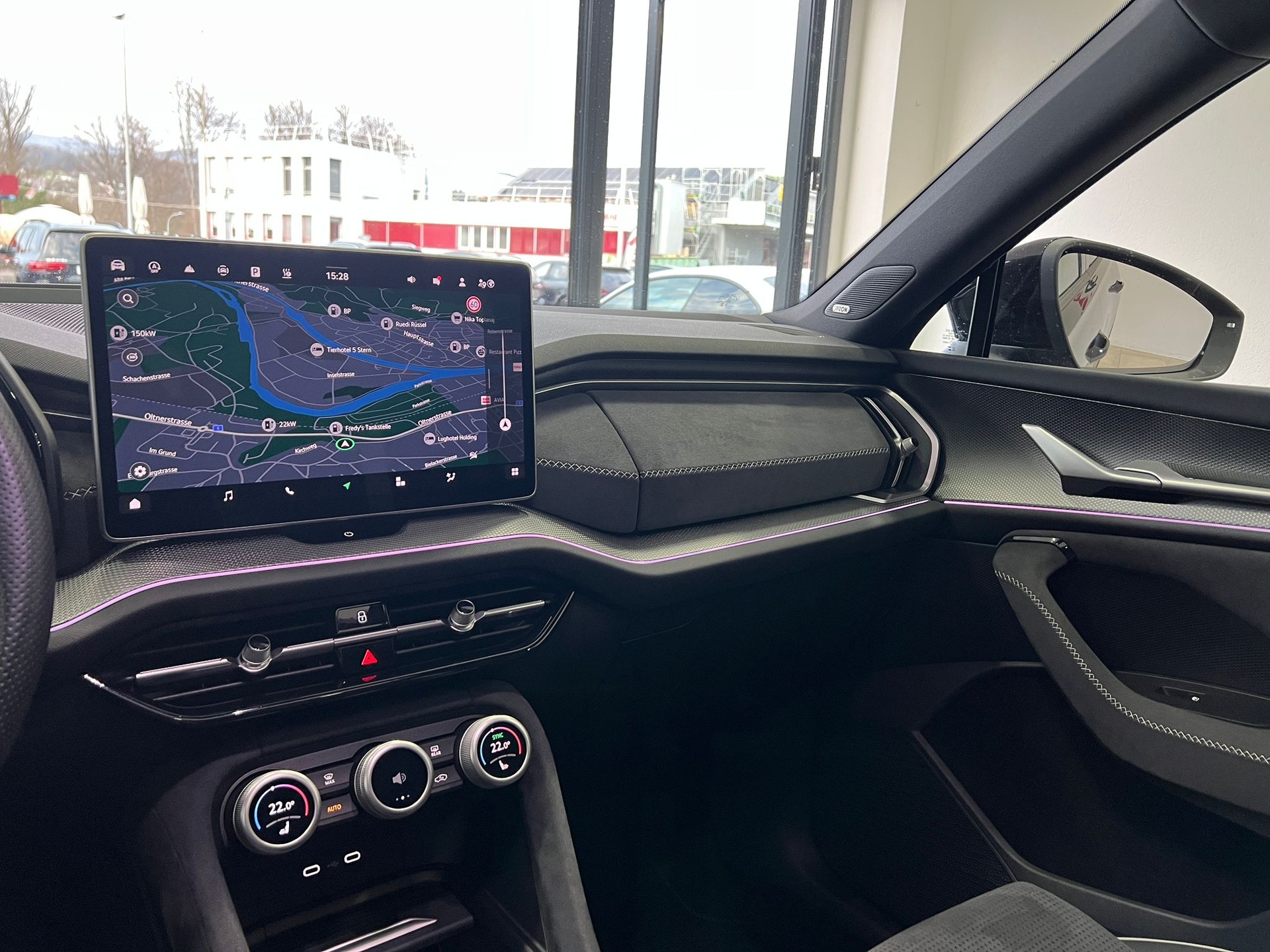 SKODA Kodiaq 2.0 TDI Sportline 4x4 **7Plätzer**8 fach Komplettradsatz*-image-8