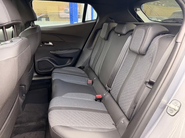 PEUGEOT 2008 1.2 PureTech Allure 5 Jahre Garantie-image-15