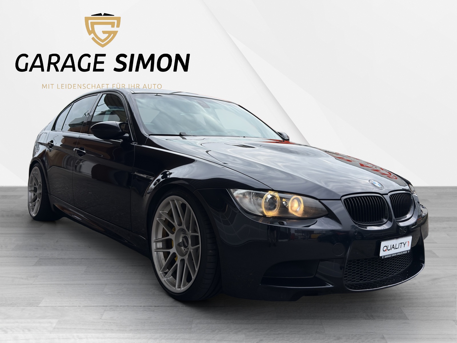 BMW M3 DSG *** CH-FAHRZEUG / BMW INDIVIDUAL / NEUE REIFEN ****