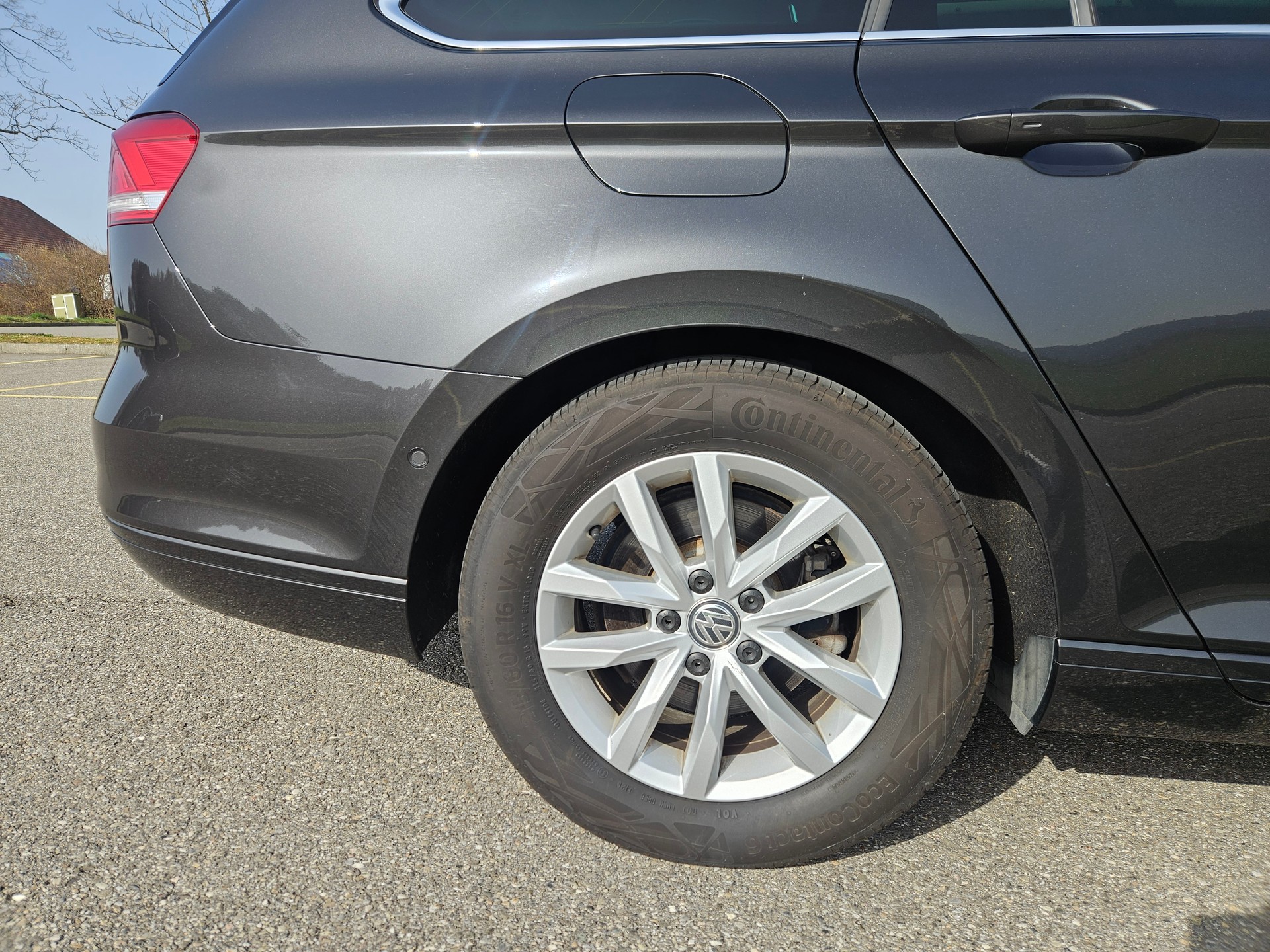 VW Passat Variant 2.0 TDI SCR BMT Highline DSG-image-18