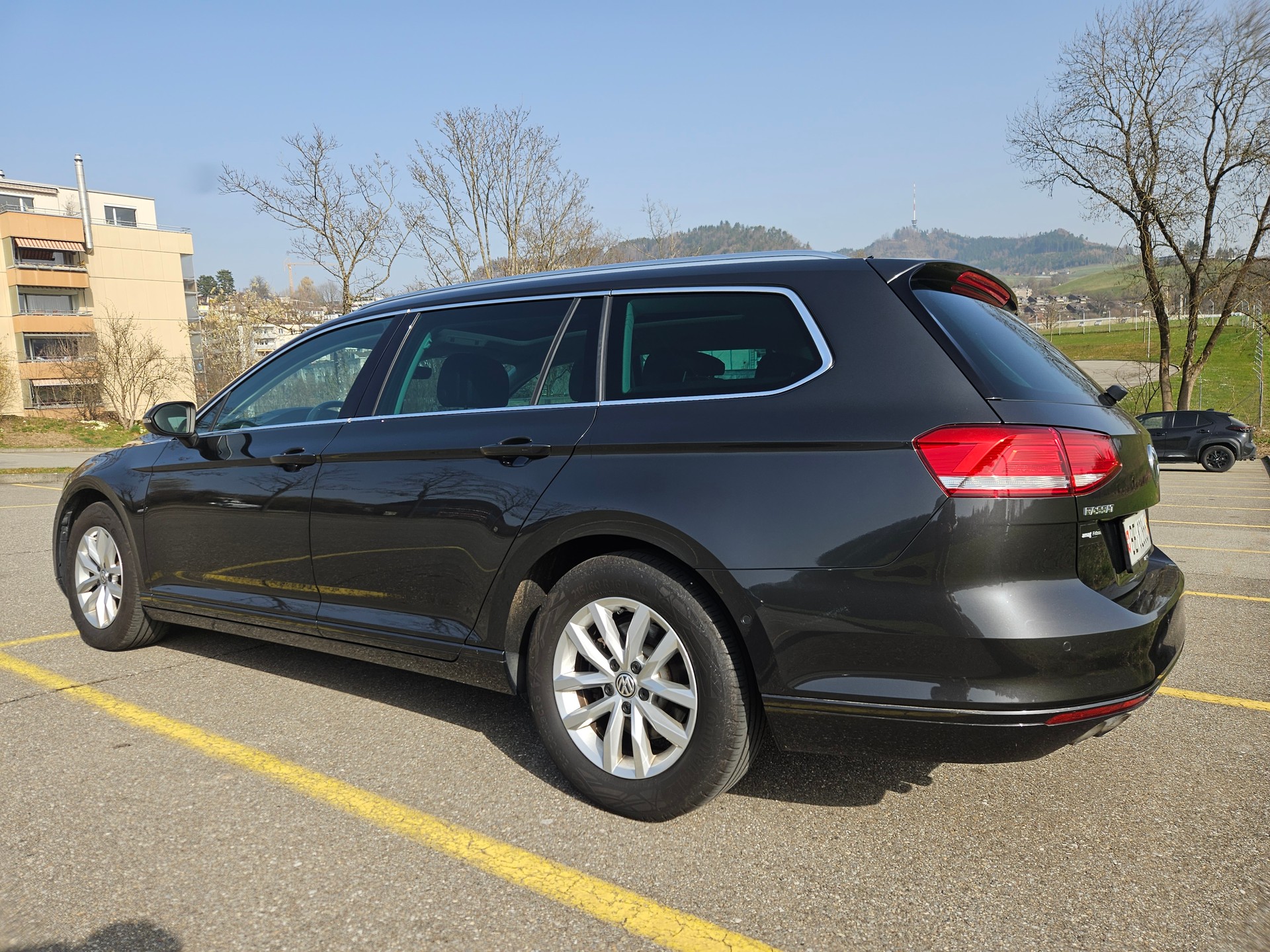 VW Passat Variant 2.0 TDI SCR BMT Highline DSG-image-14